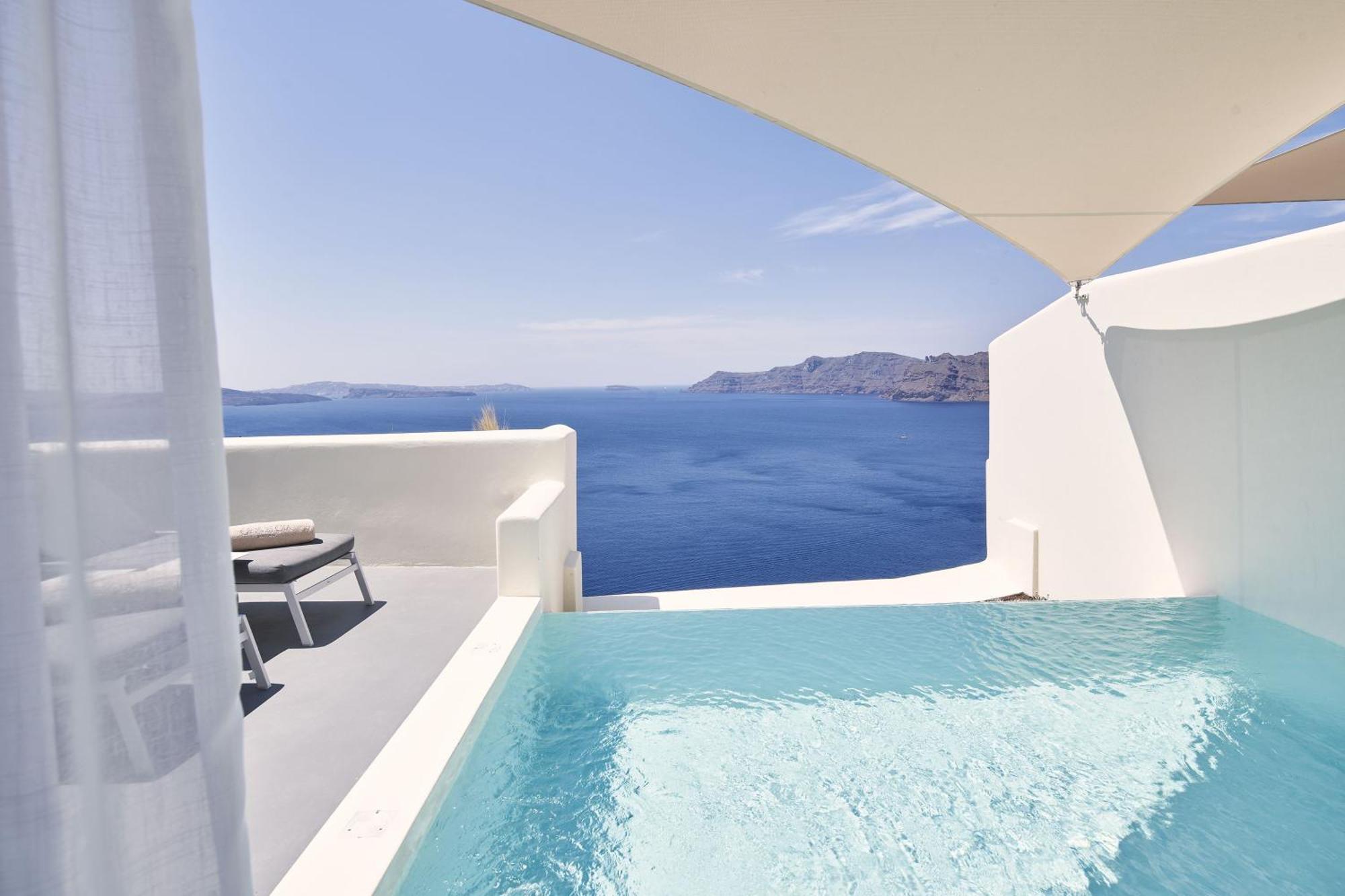 Pool Suite