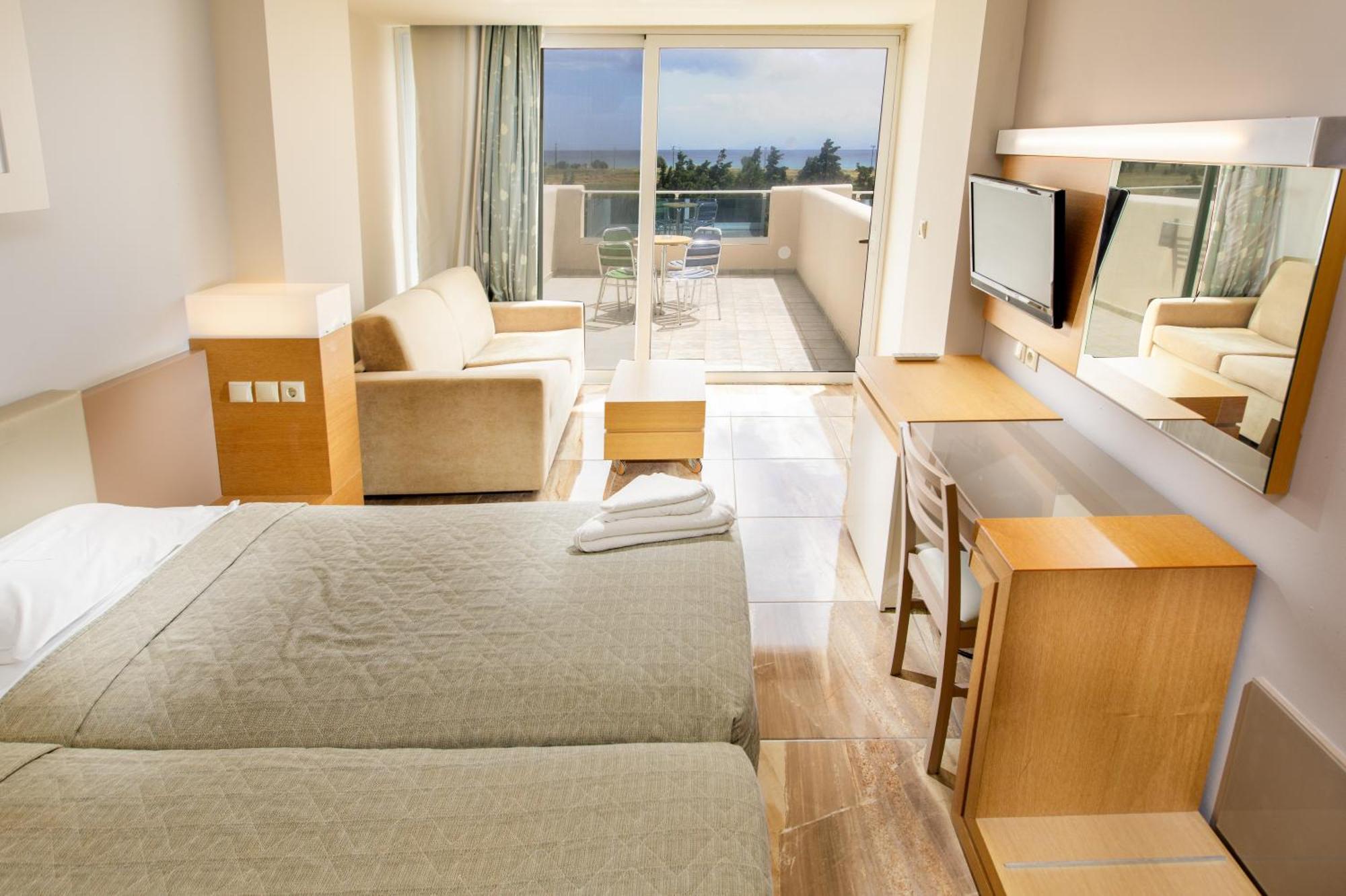 Triple Room Sea View