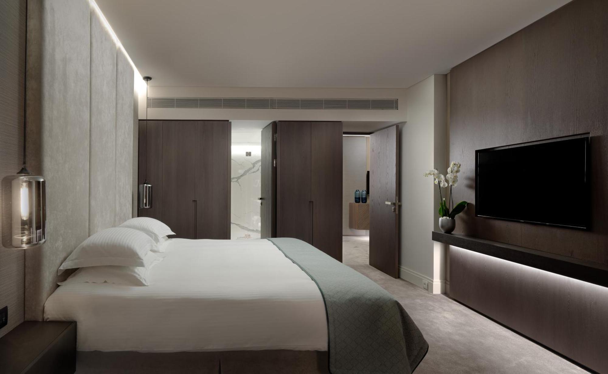 Athenian Acropolis View Suite King or Twin beds,1432191232:JPEG
