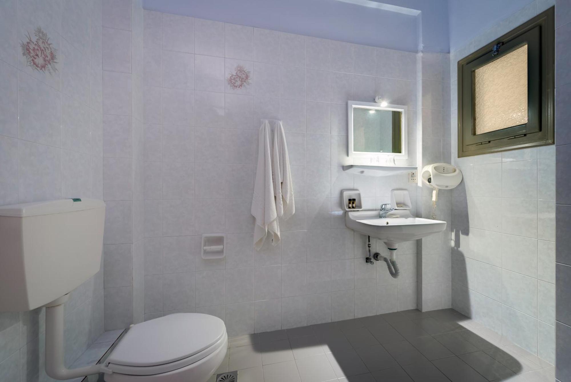 Economy Double or Twin Room