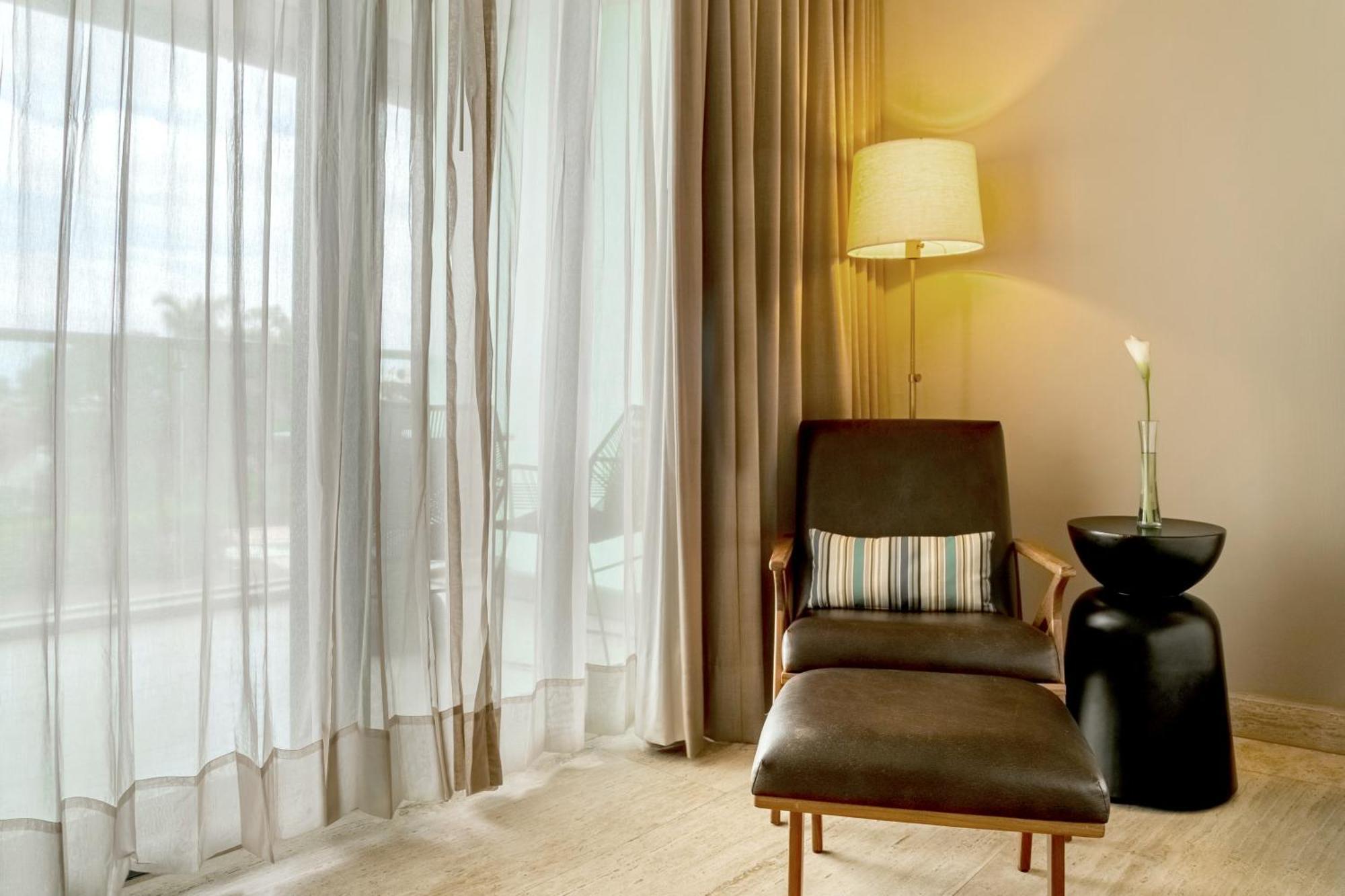 Queen Room with Two Queen Beds - Downtown House,1162783386:JPEG