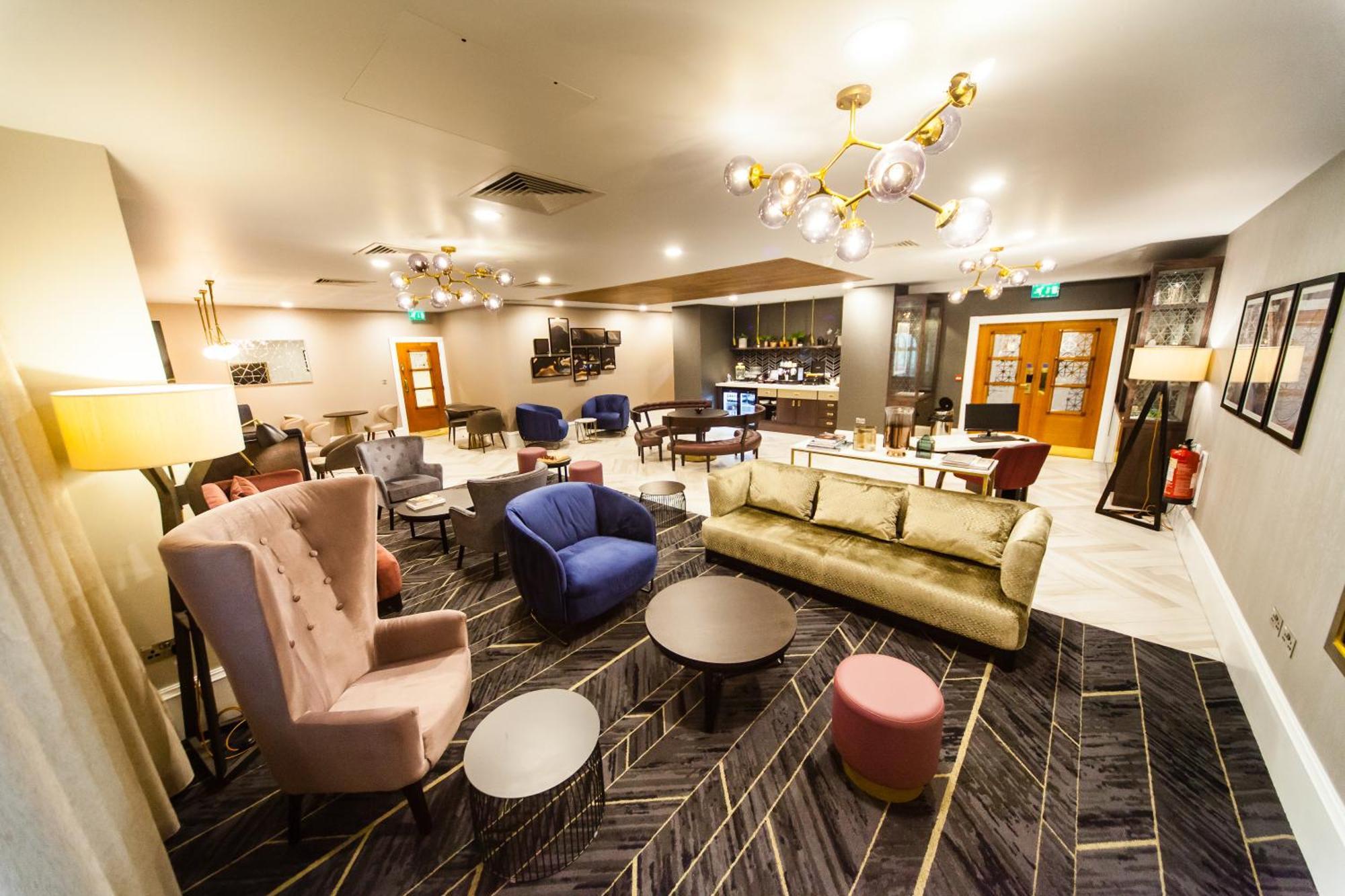 Premium Room