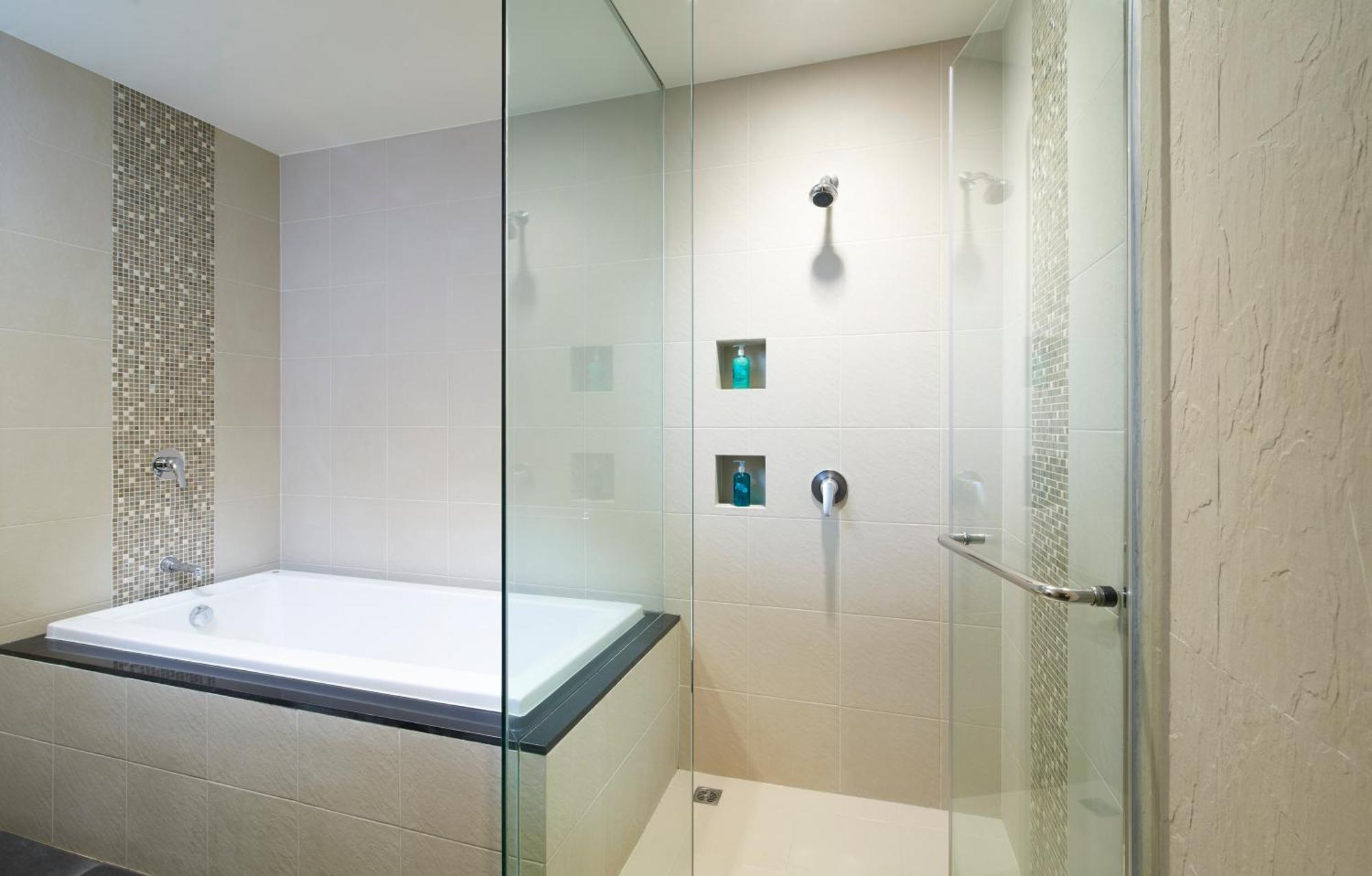 One-Bedroom Apartment,1432872985:JPEG