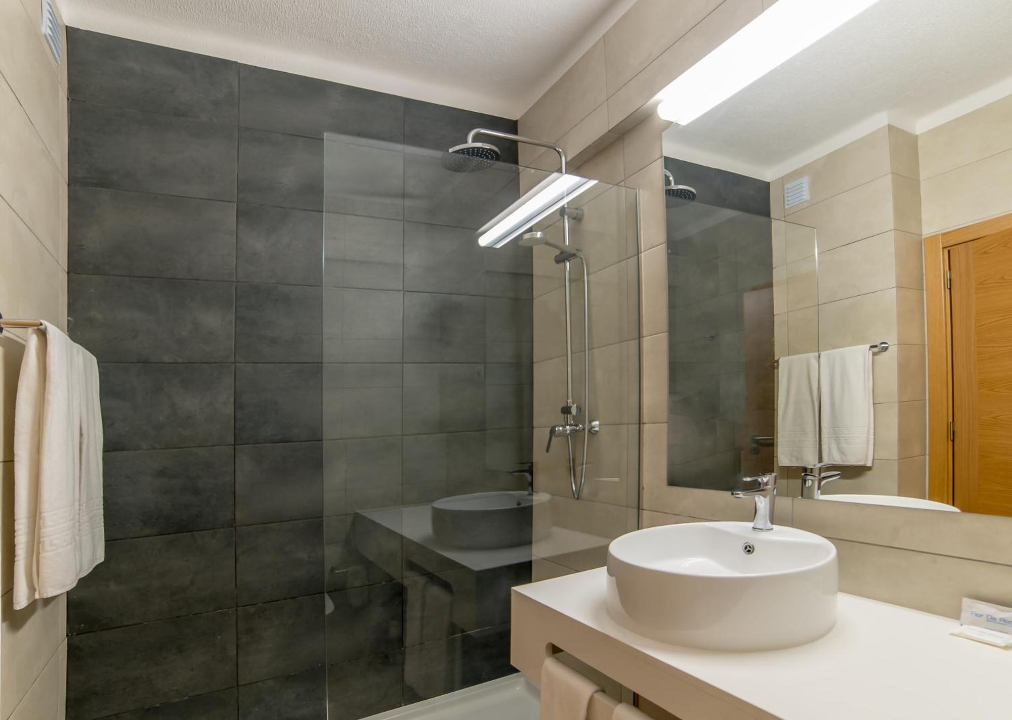 One-Bedroom Standard Apartment