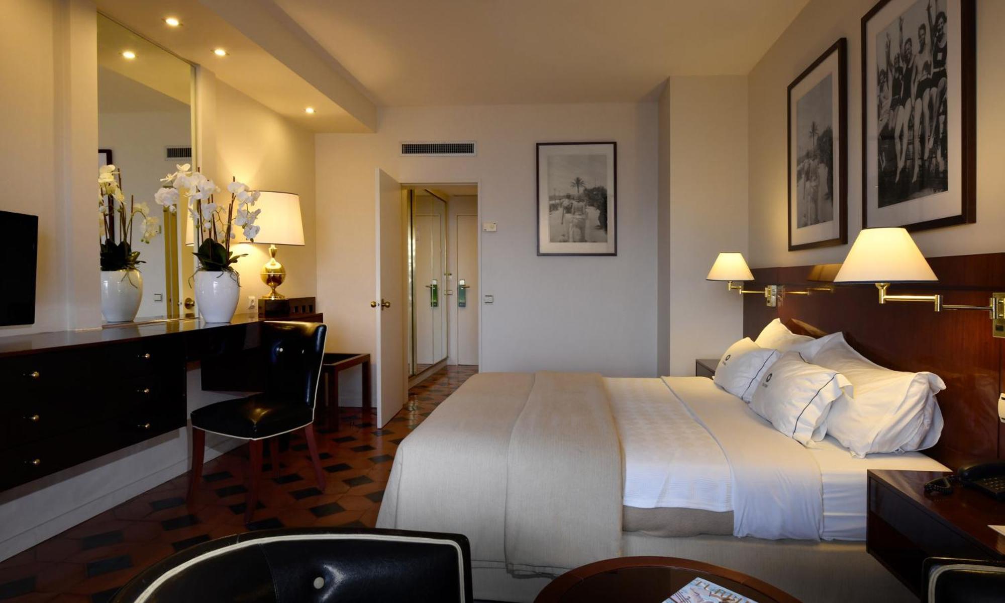 Superior Twin Room Balcony Sea View