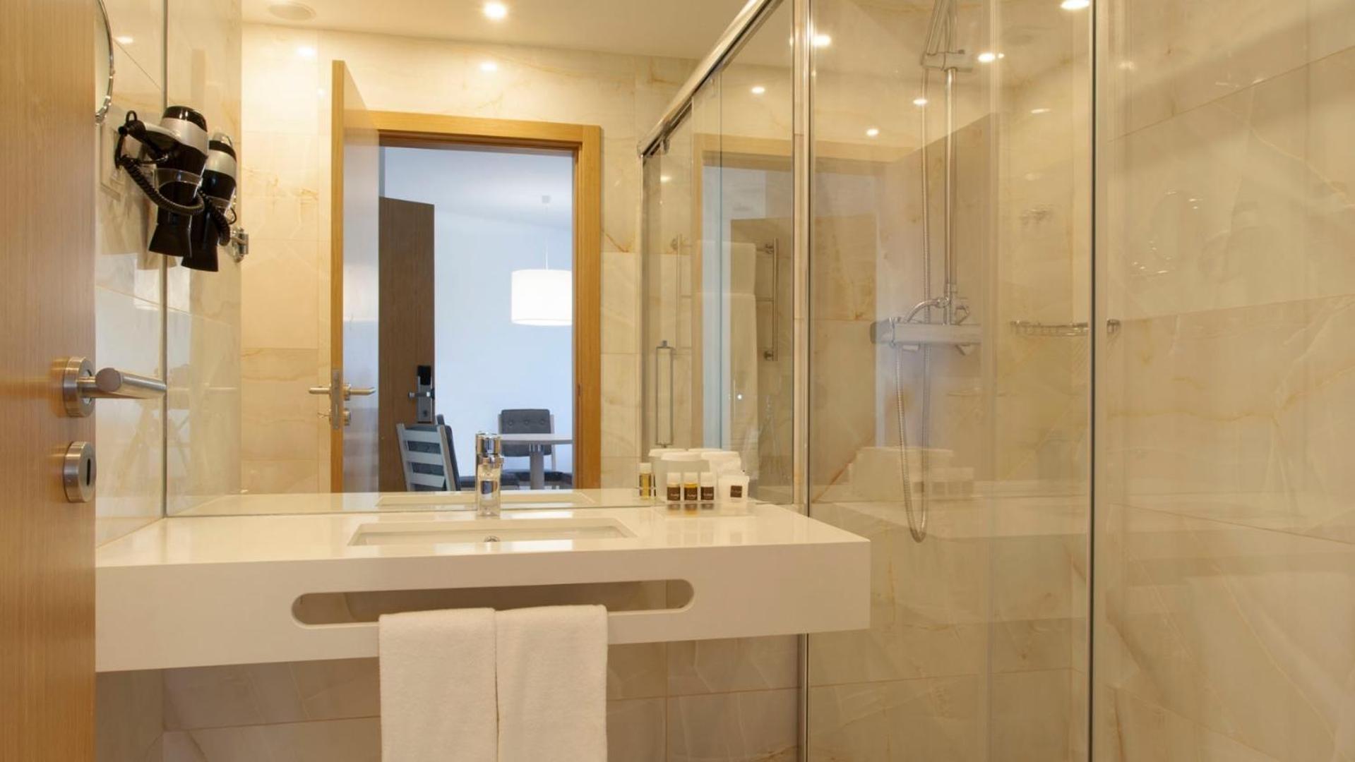 Standard Suite