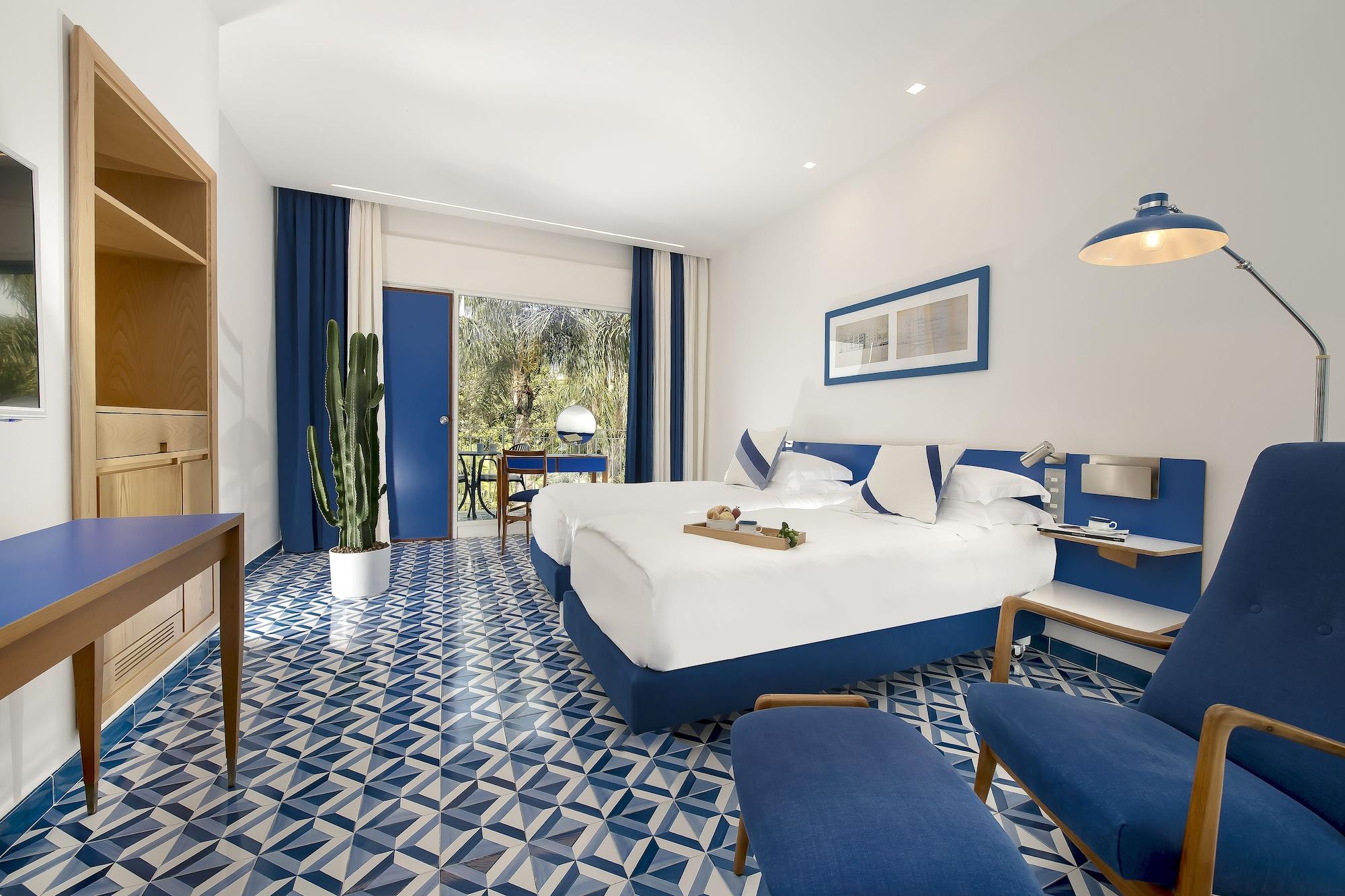 Double or Twin Room Park View