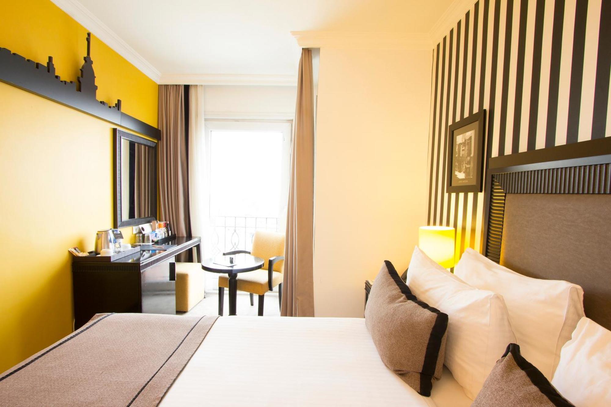 Deluxe Double or Twin Room