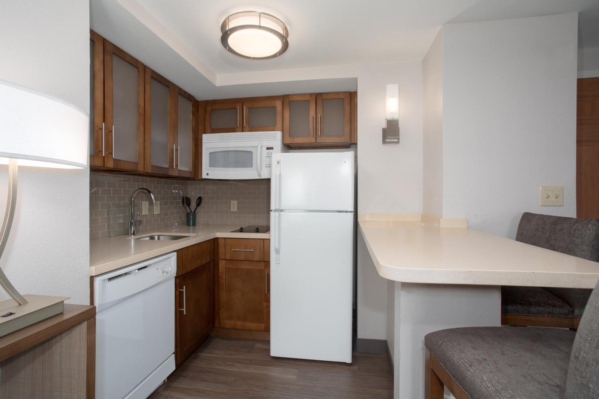 One-Bedroom King Suite