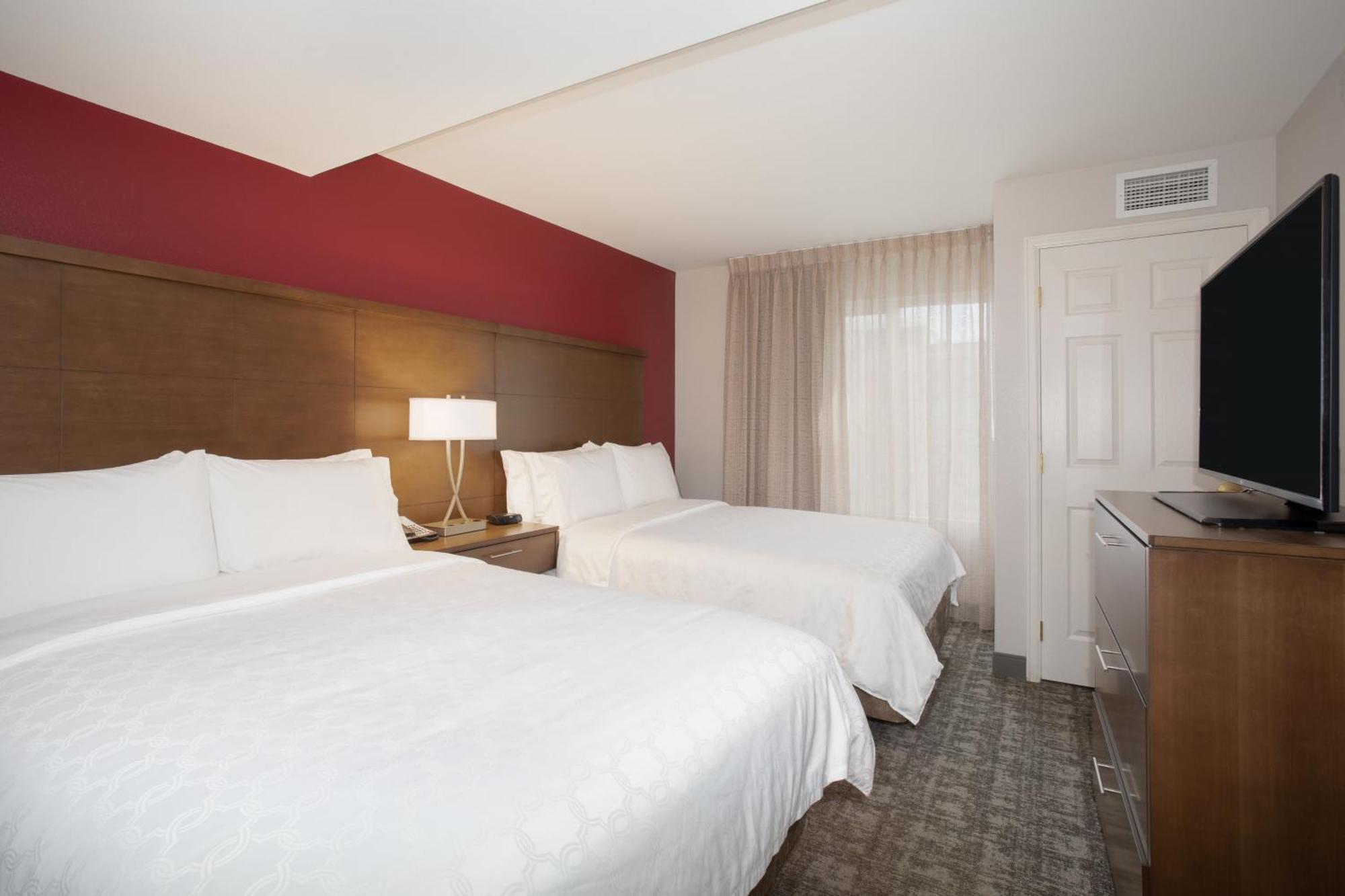 One-Bedroom Suite Two Double Beds
