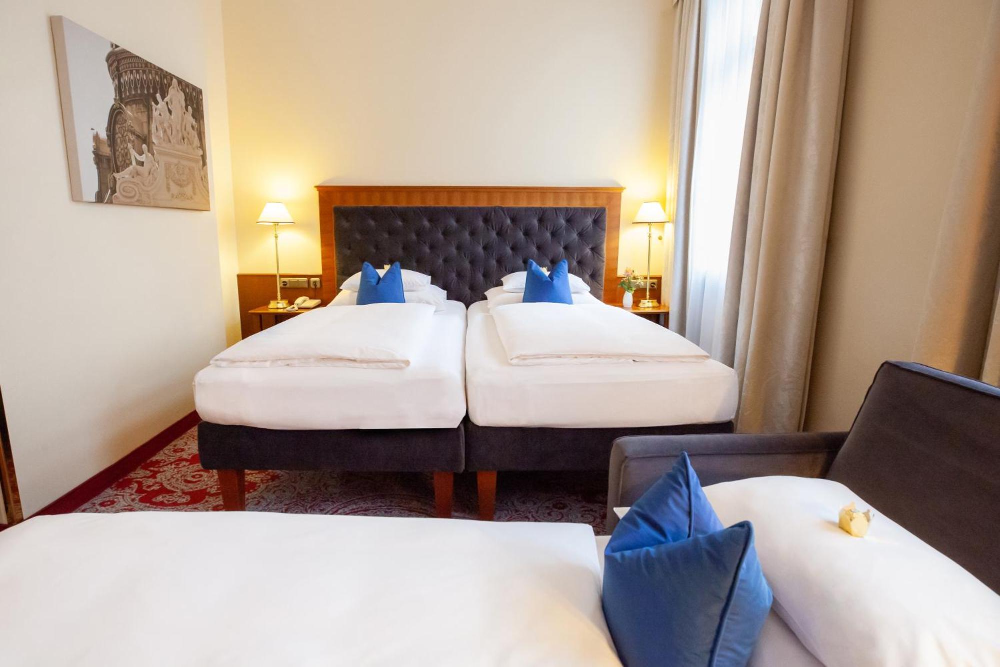 Classic Double or Twin Room extra bed