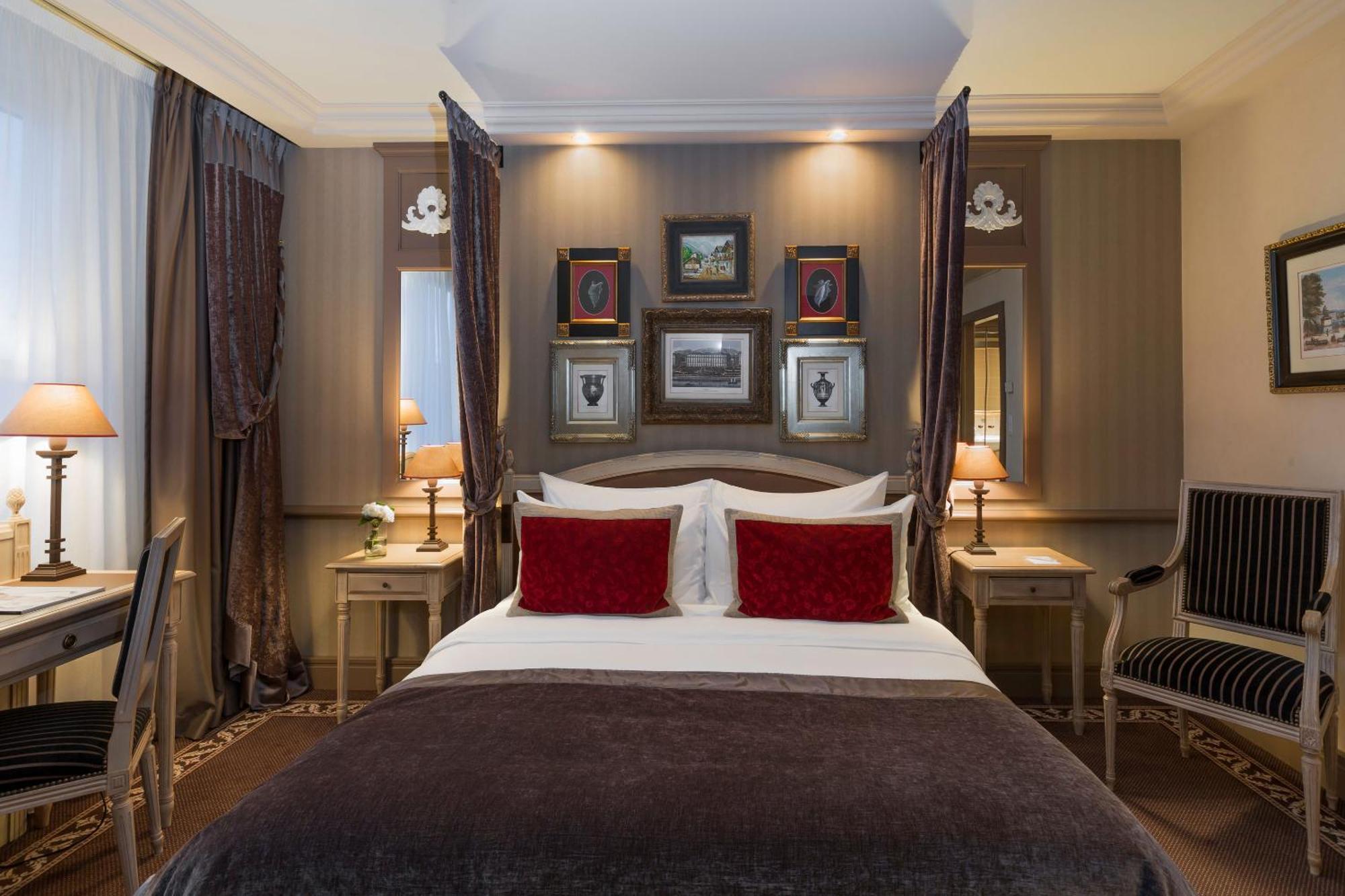 Classic Double or Twin Room