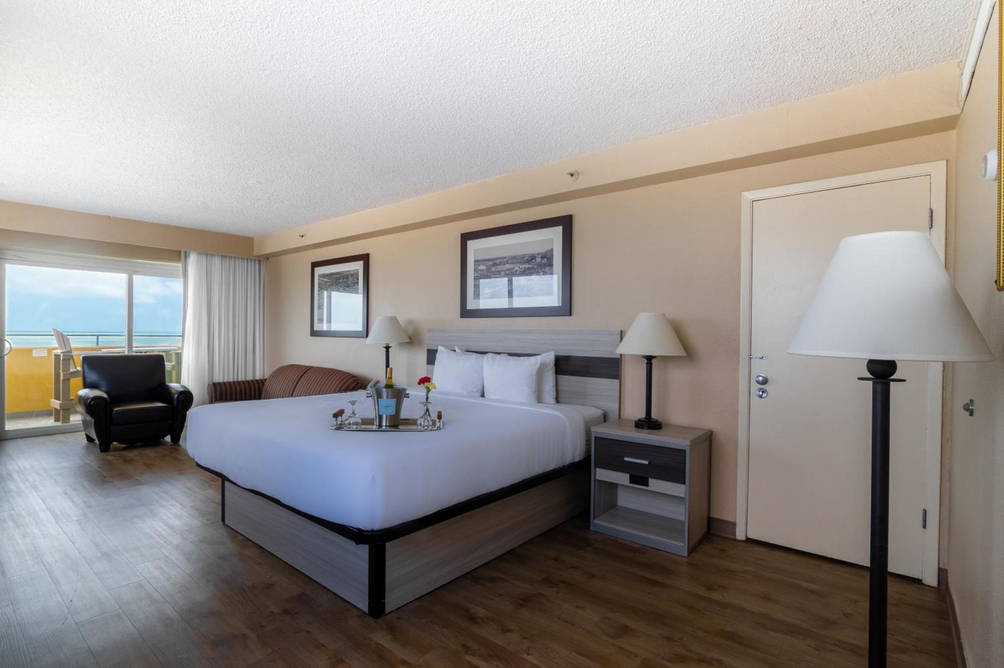 Habitación Premium con cama extragrande frente a la bahía