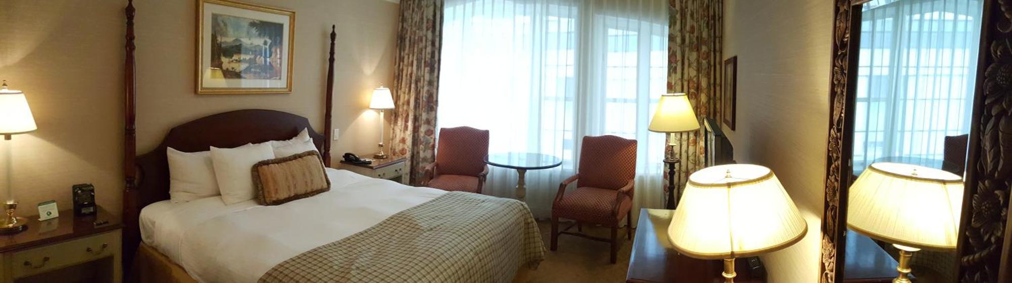 King Superior Room
