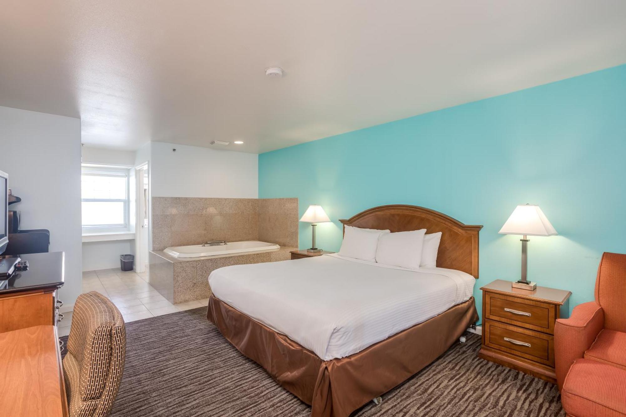 Standard King Room