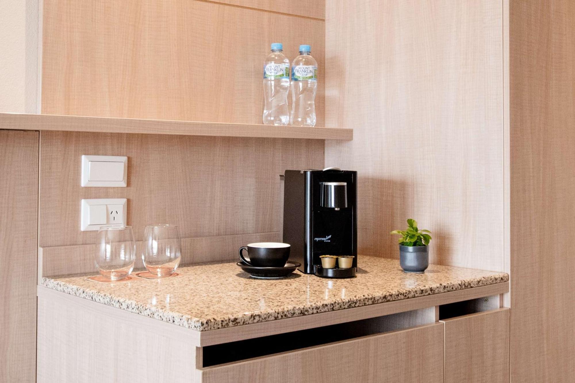 Standard Twin Room,1435792441:JPEG