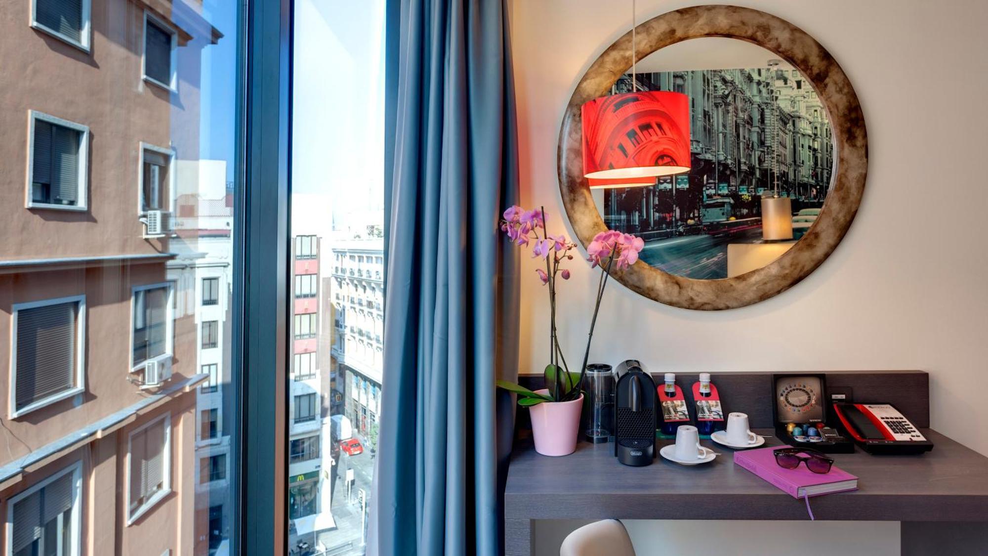 Premium Queen Room