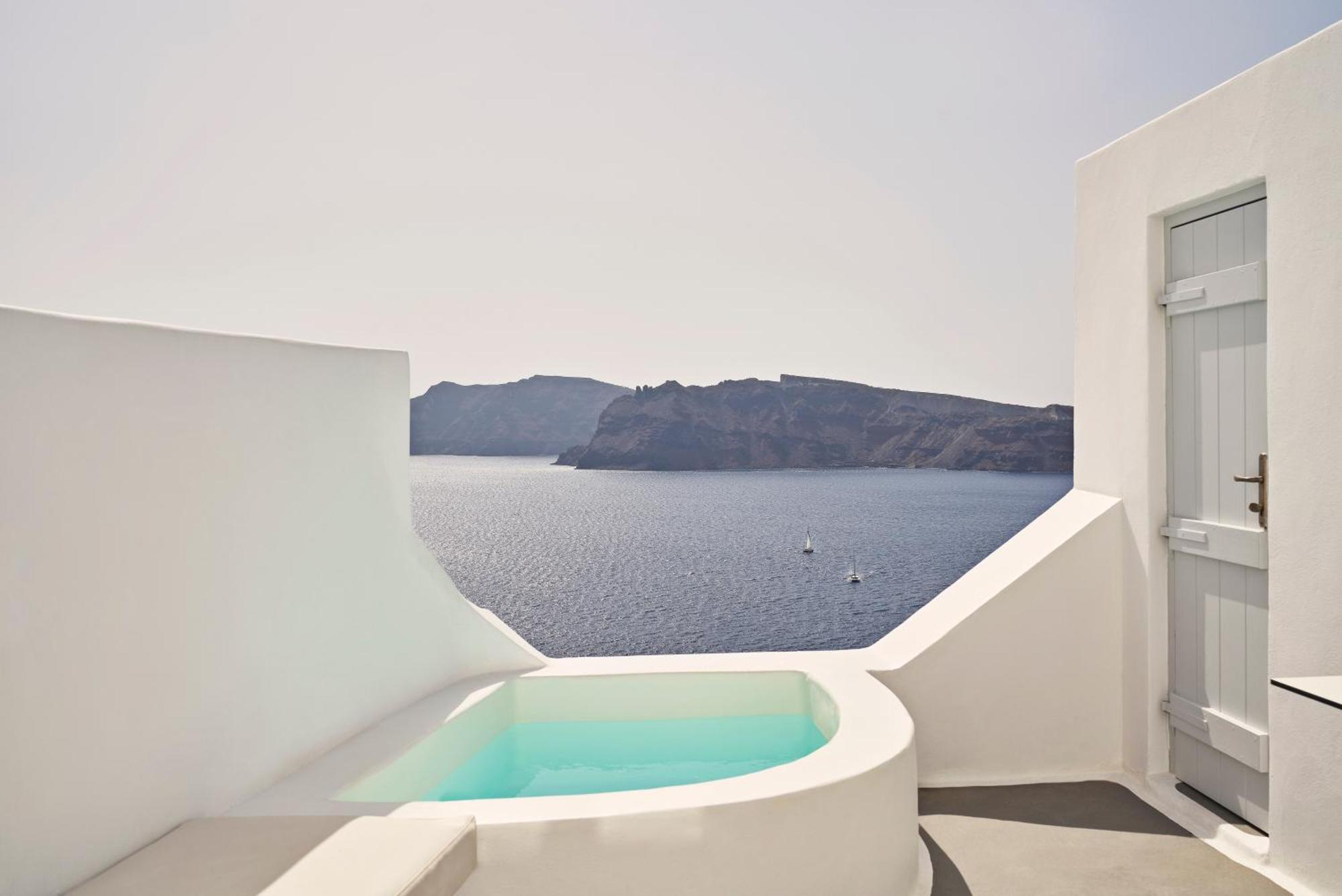 Senior Suite Jetted Tub Pelagos House