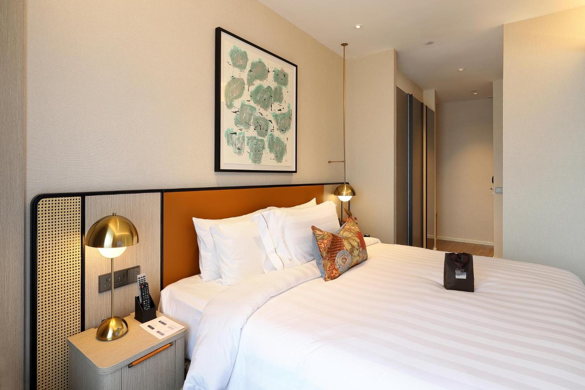 One-Bedroom Premium Suite