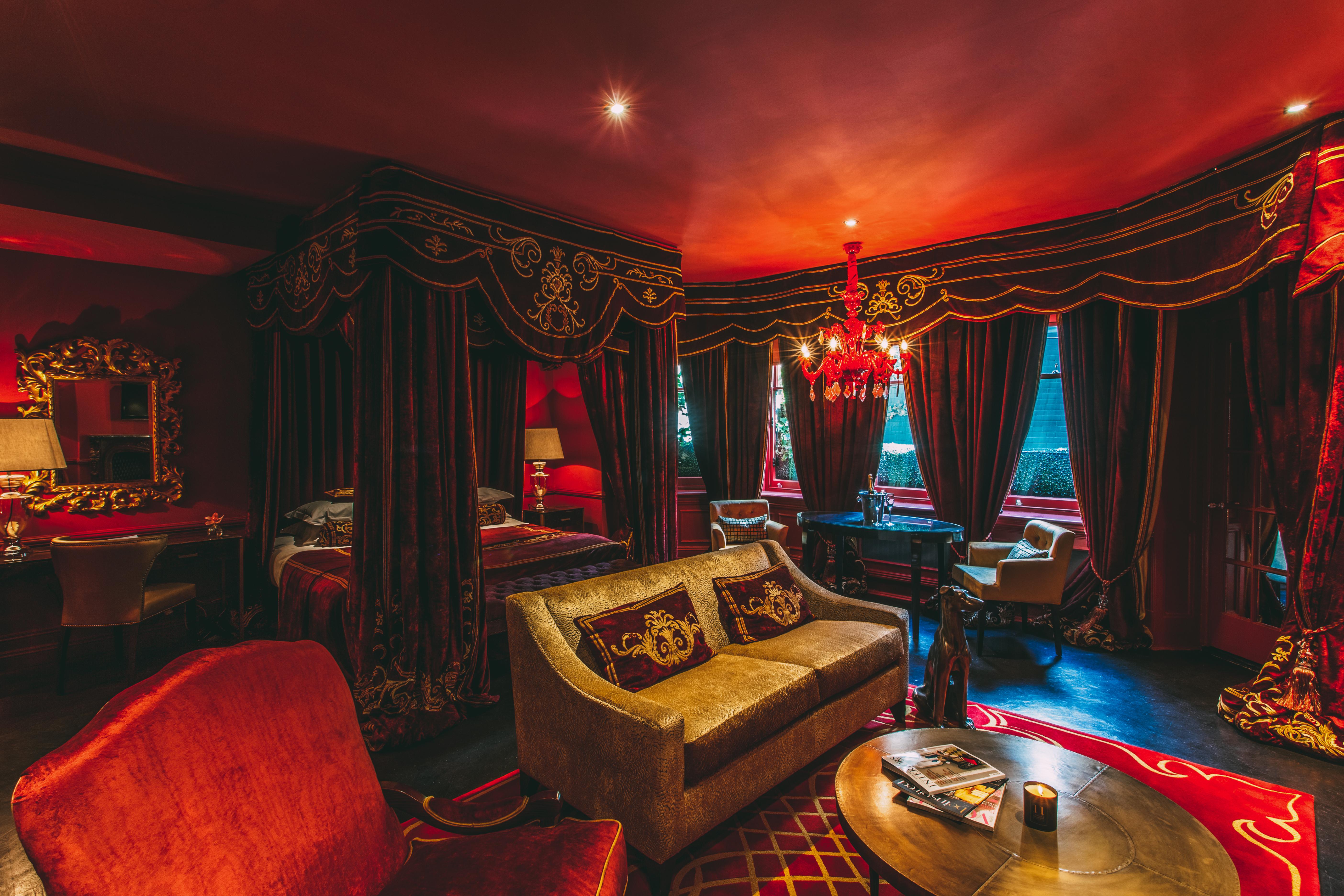 Signature Suite at 11 Cadogan Gardens