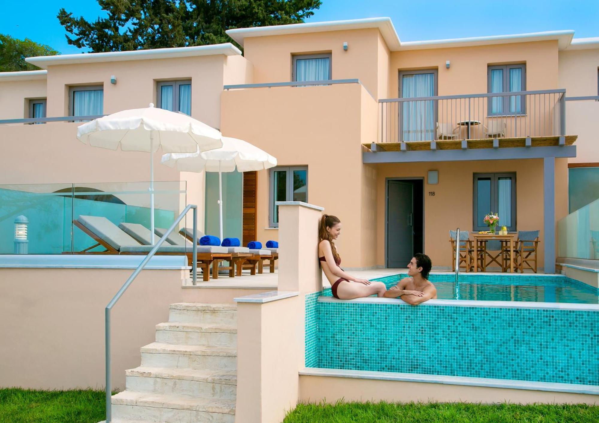 One-Bedroom Suite Private Pool