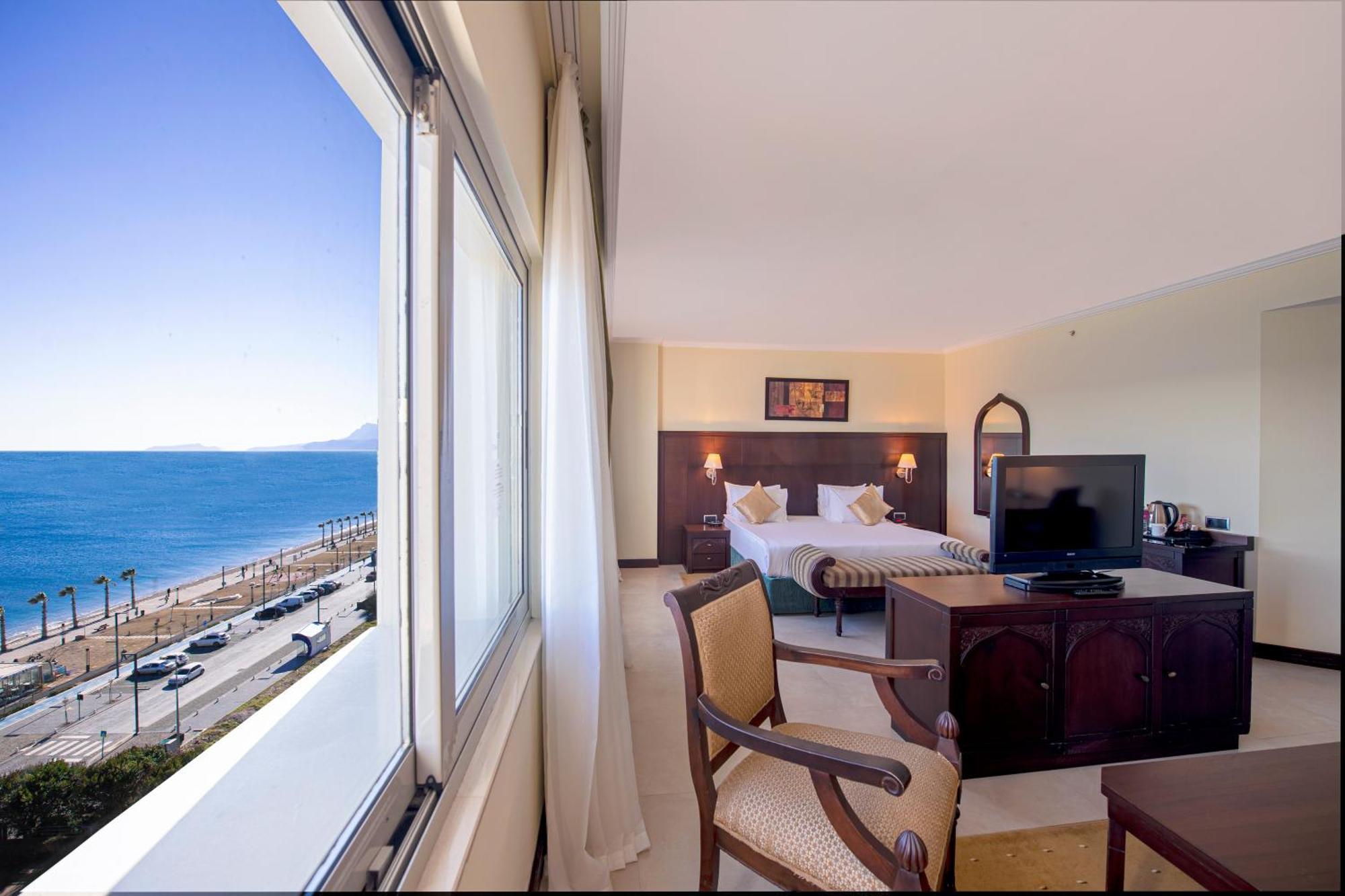 1 King Bed Junior Suite Side Sea View,1585463708:JPEG