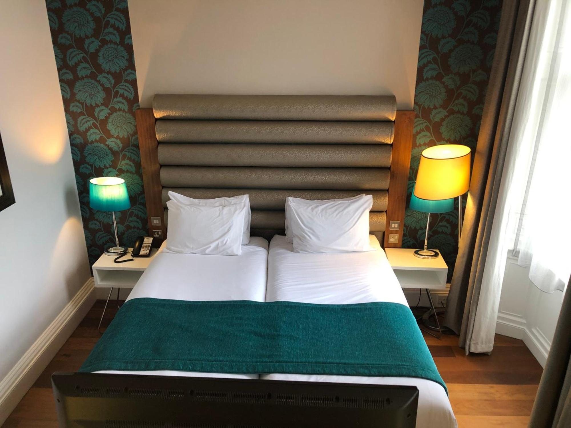Premium King Room