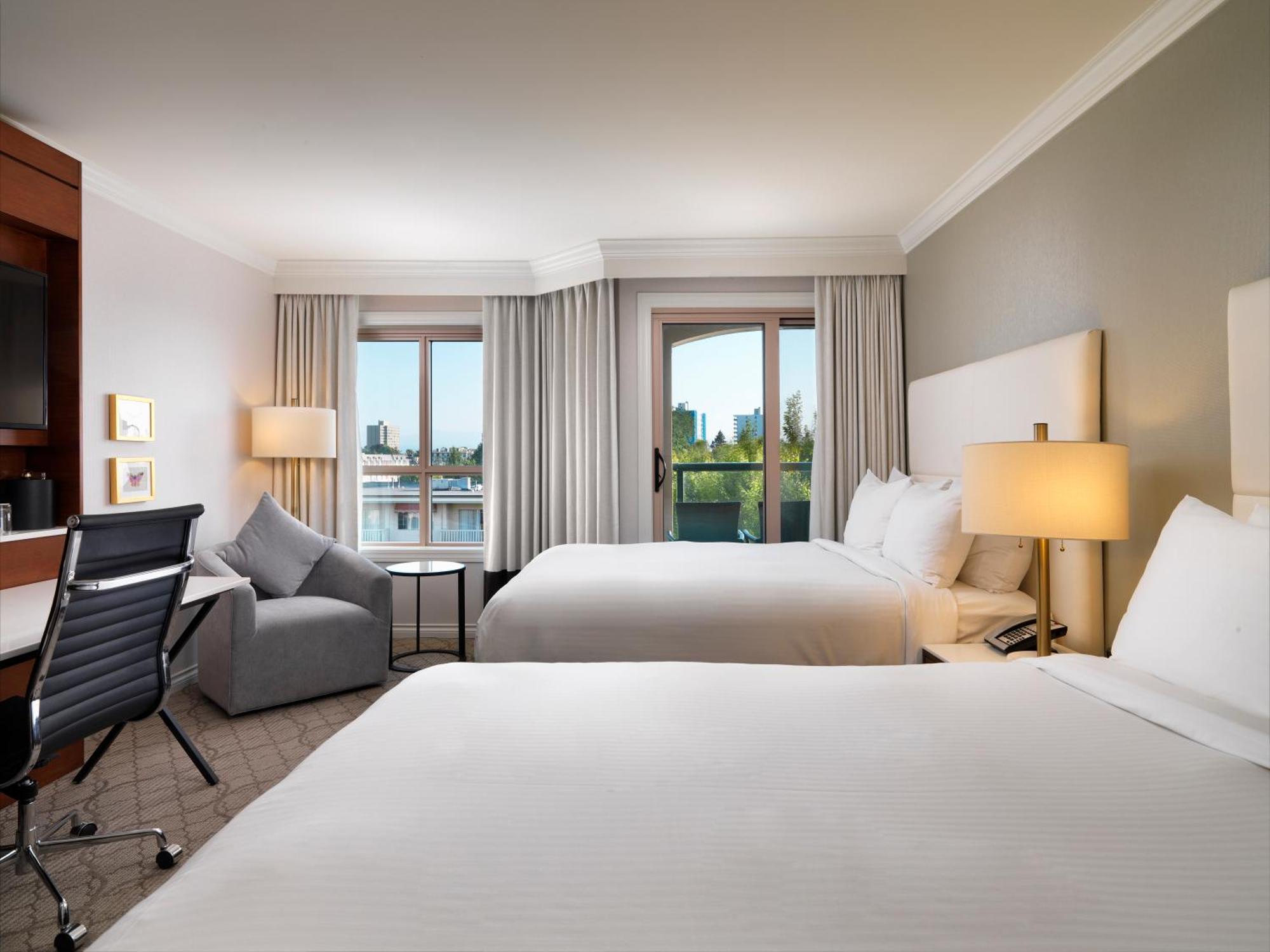 Signature Victoria Room Two Queen Beds