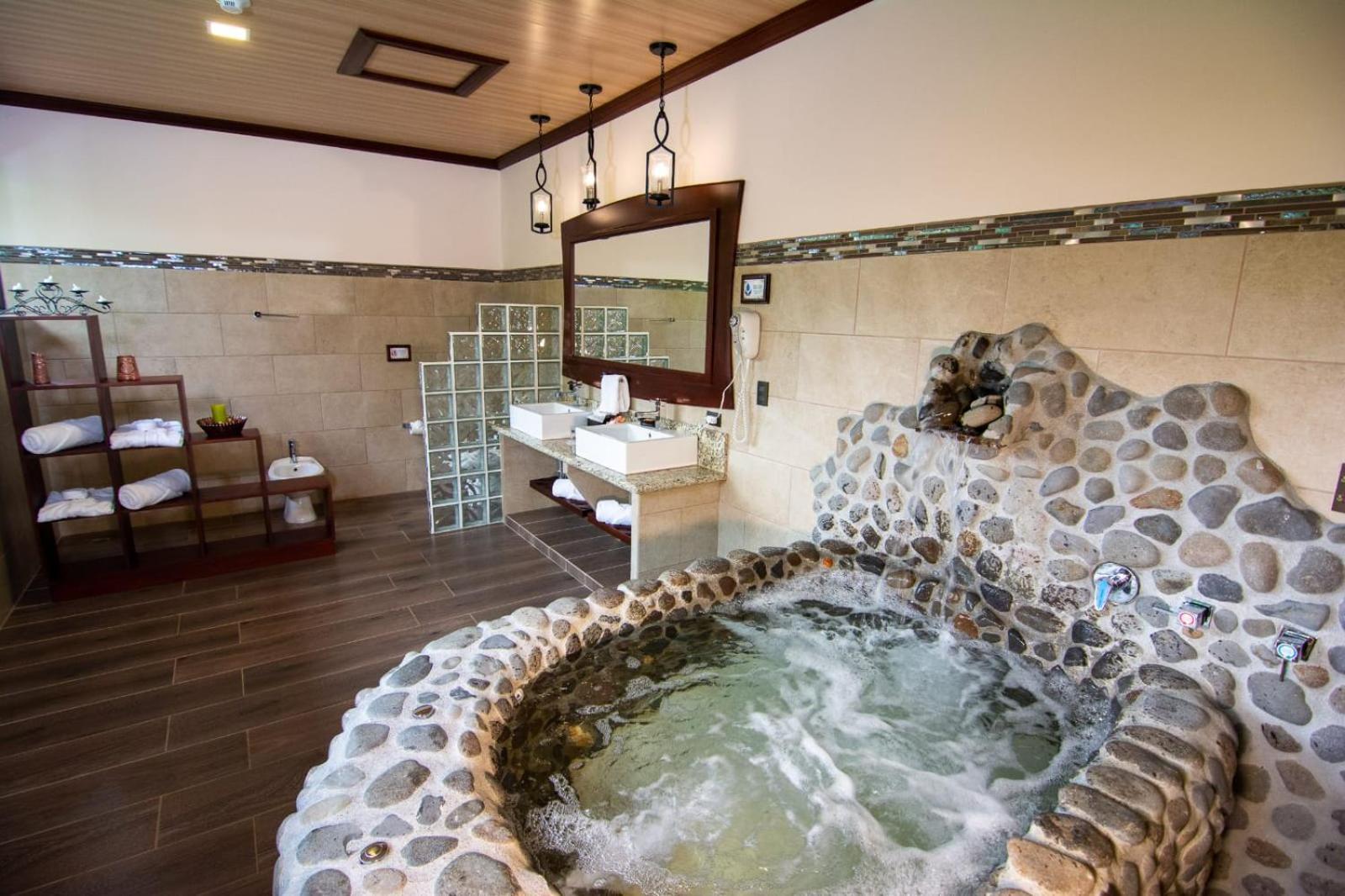Master Suite Volcano View