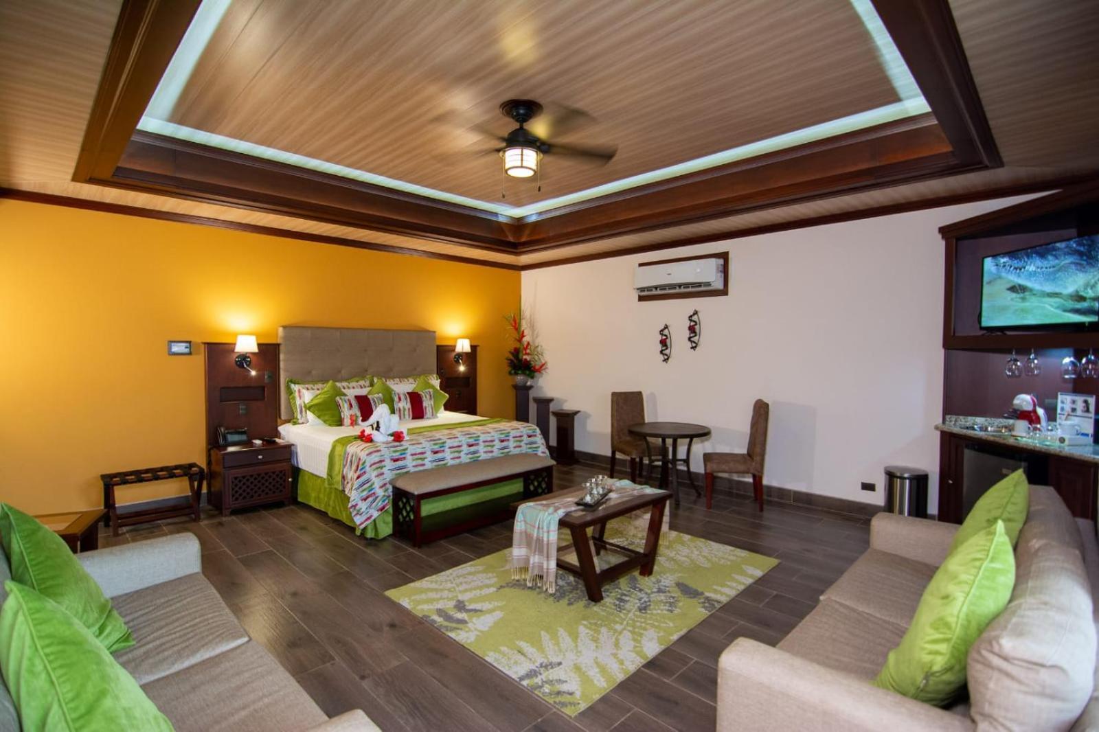 Master Suite Volcano View