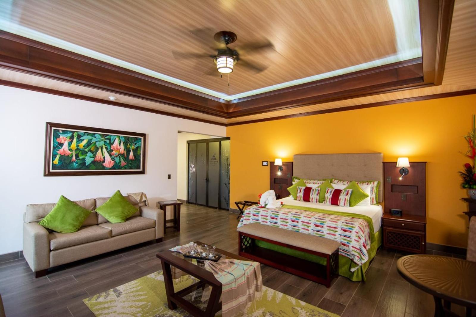 Master Suite Volcano View