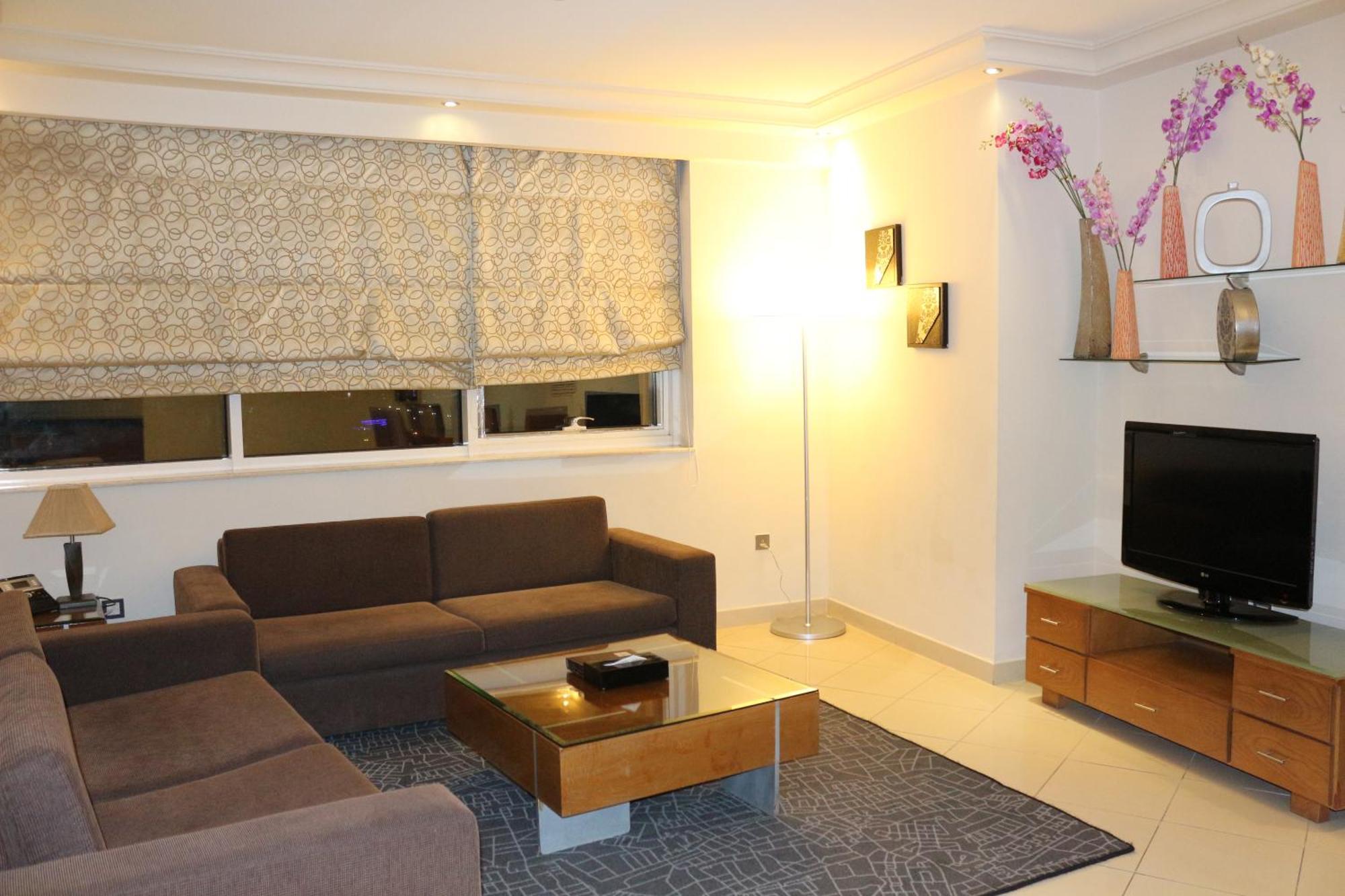 Deluxe Family Suite