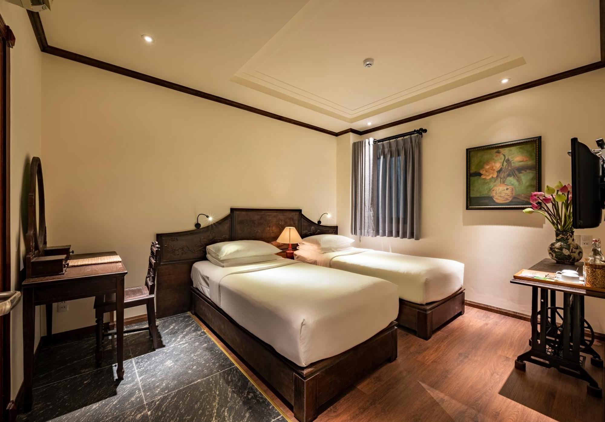 Signature Twin Room Afternoon Tea