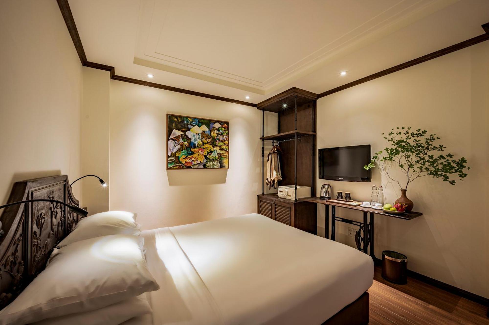 Deluxe Double Room Afternoon Tea