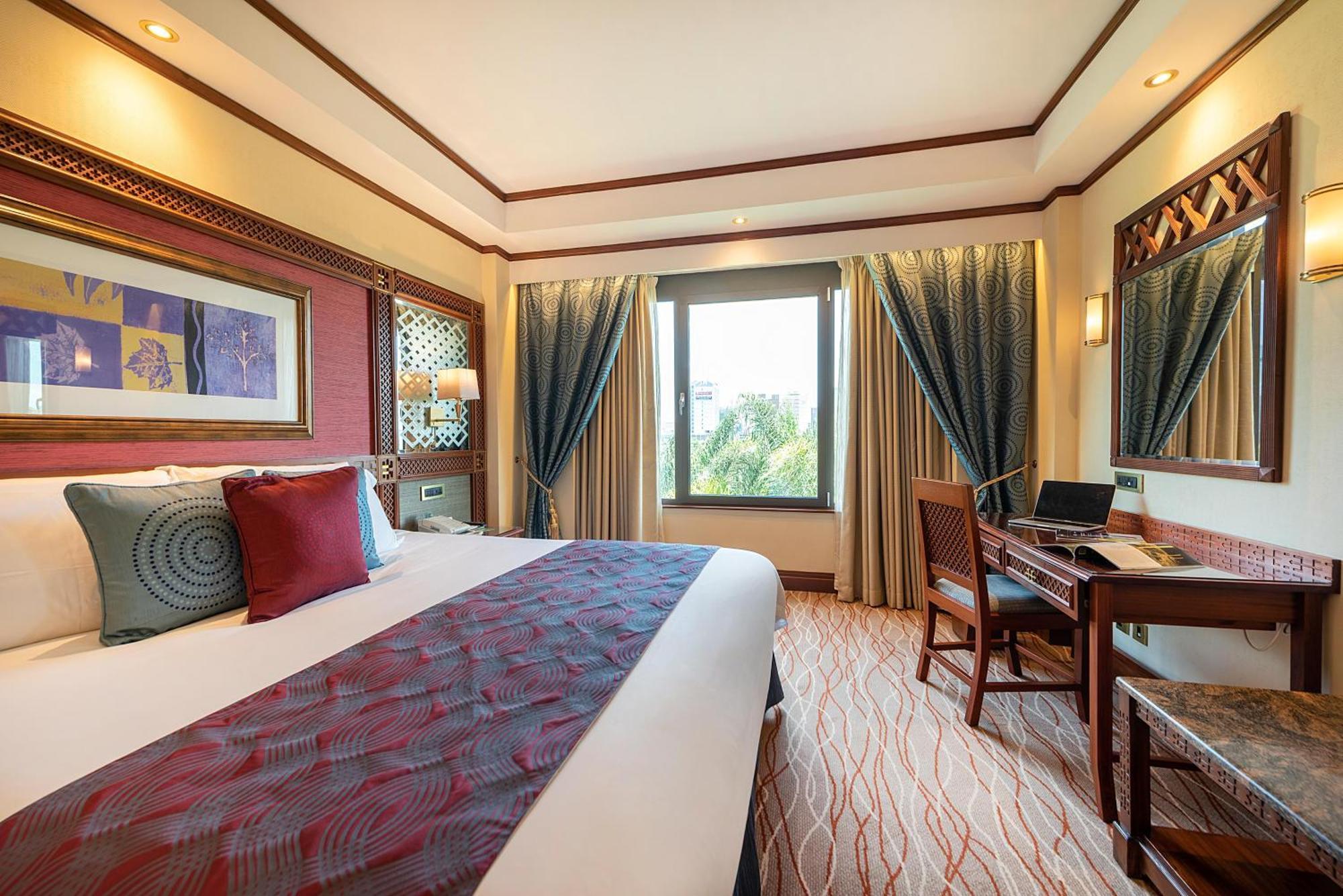 Executive Suite
