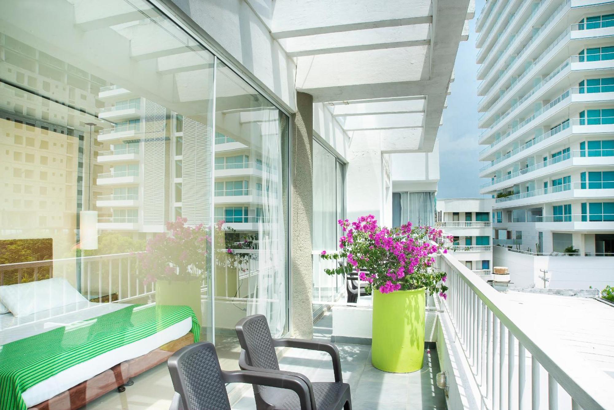 Double Room with Balcony,1441542670:JPEG