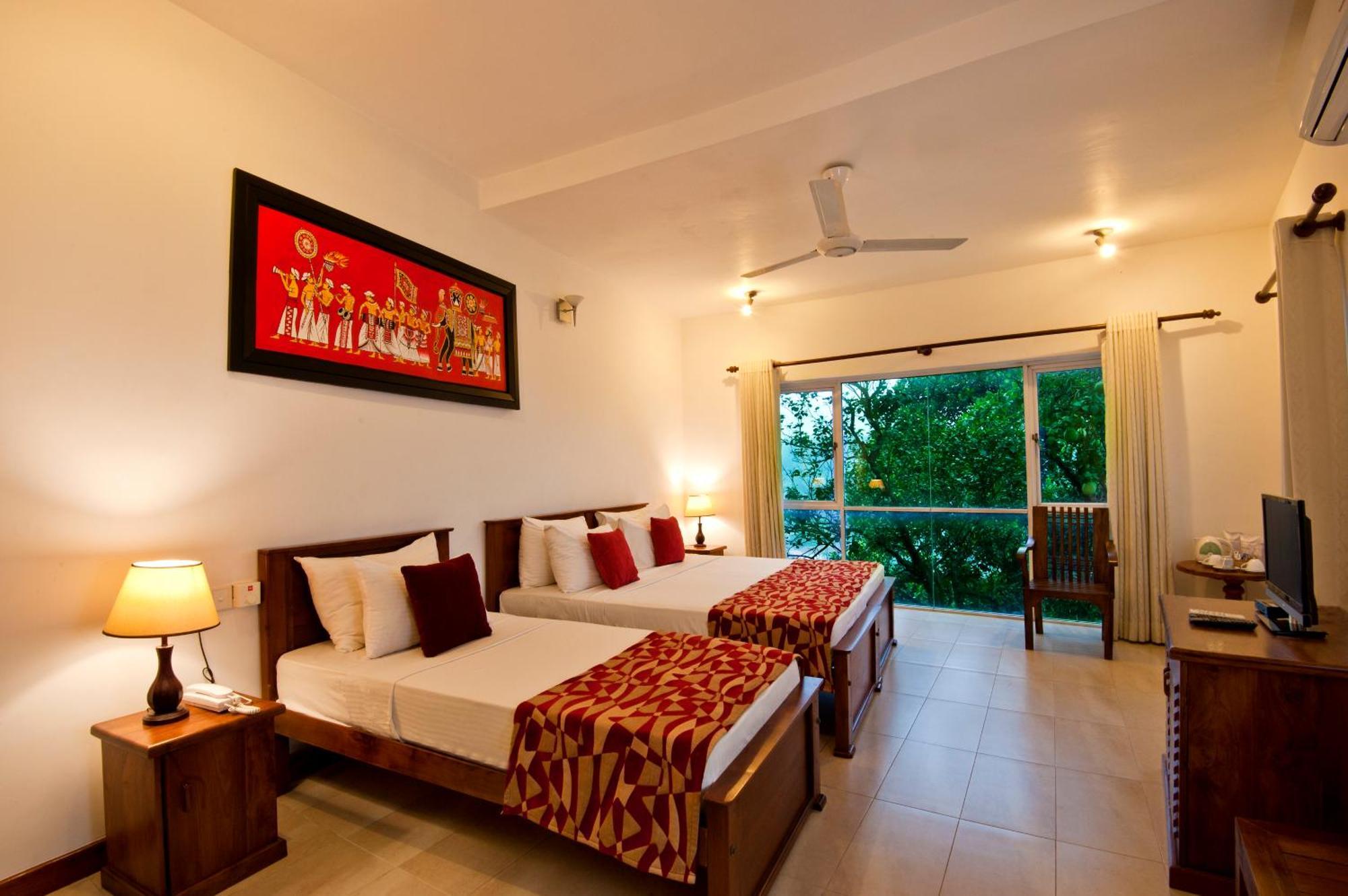 Deluxe Triple Room Lake View