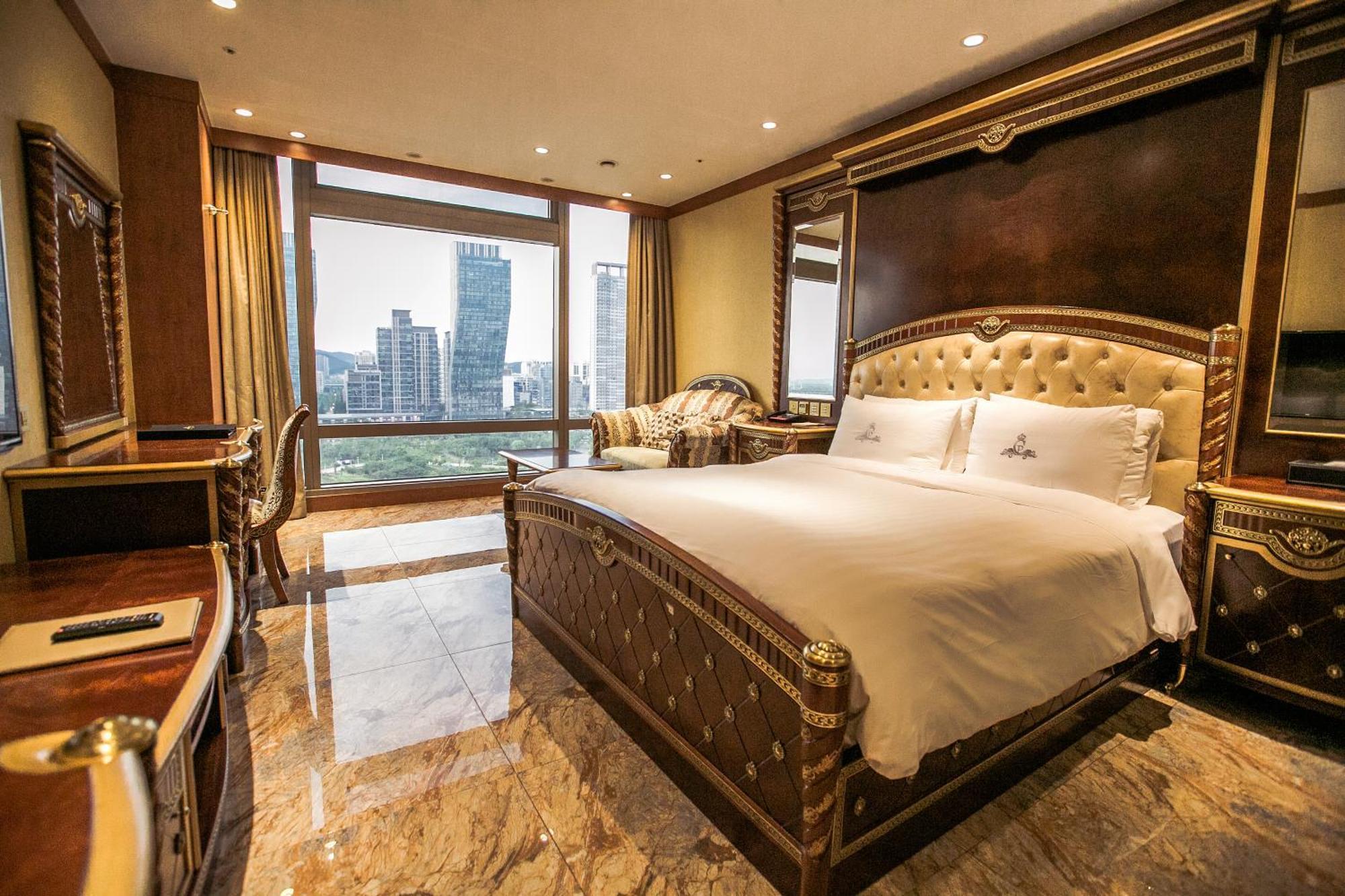 Deluxe Double Room Park View