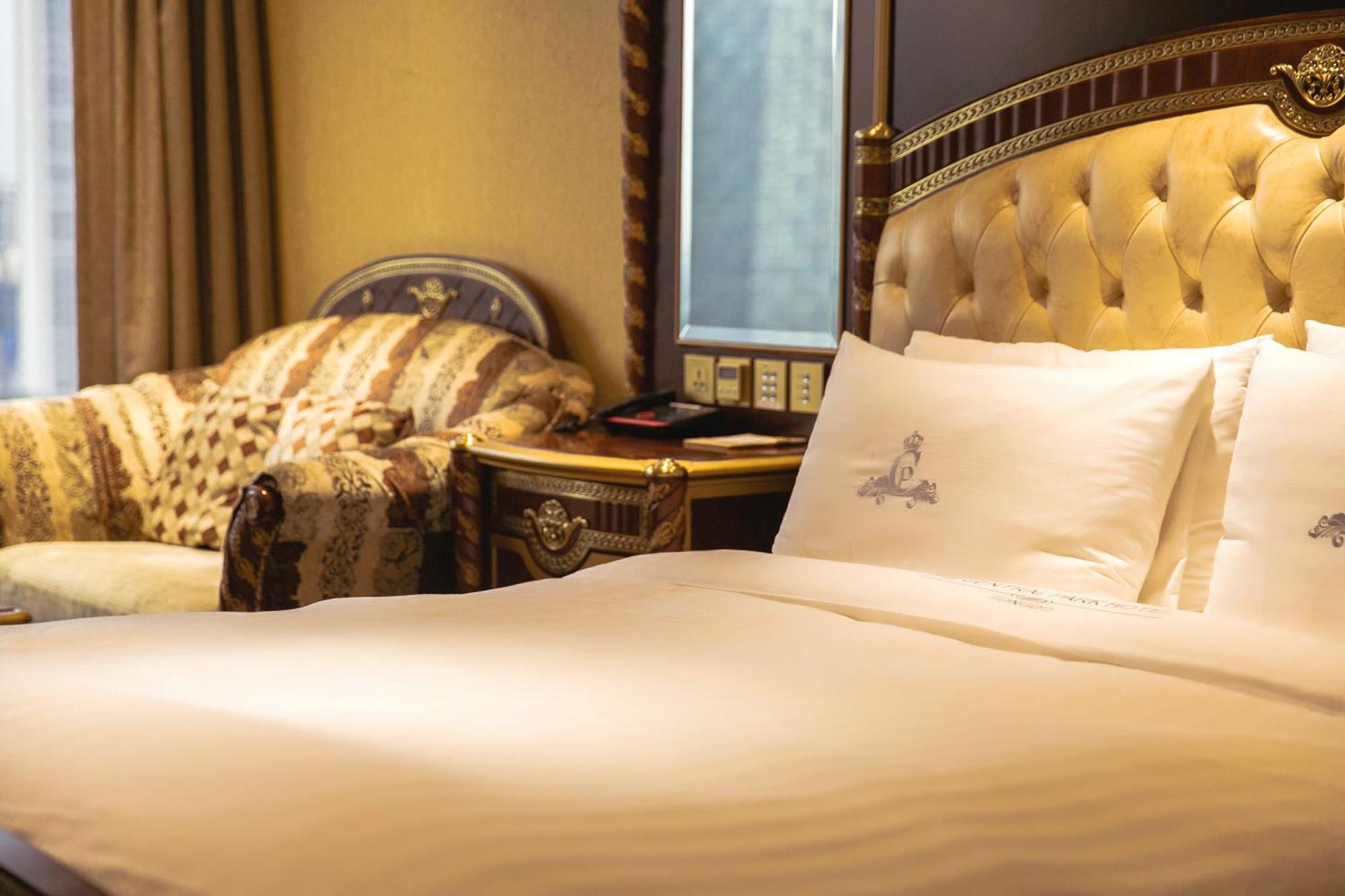 Deluxe Double Room Park View