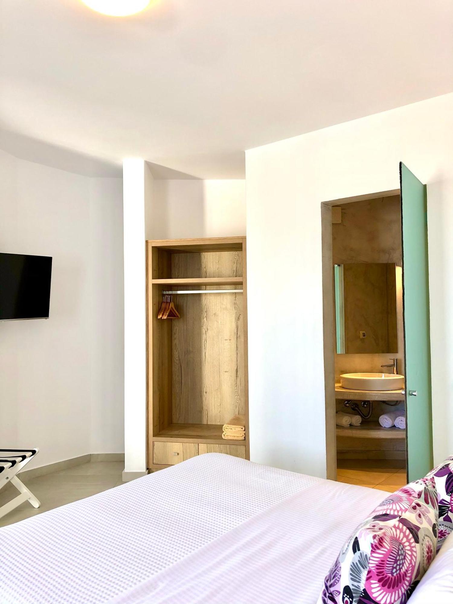 Deluxe Suite Sea View & outdoor Jacuzzi