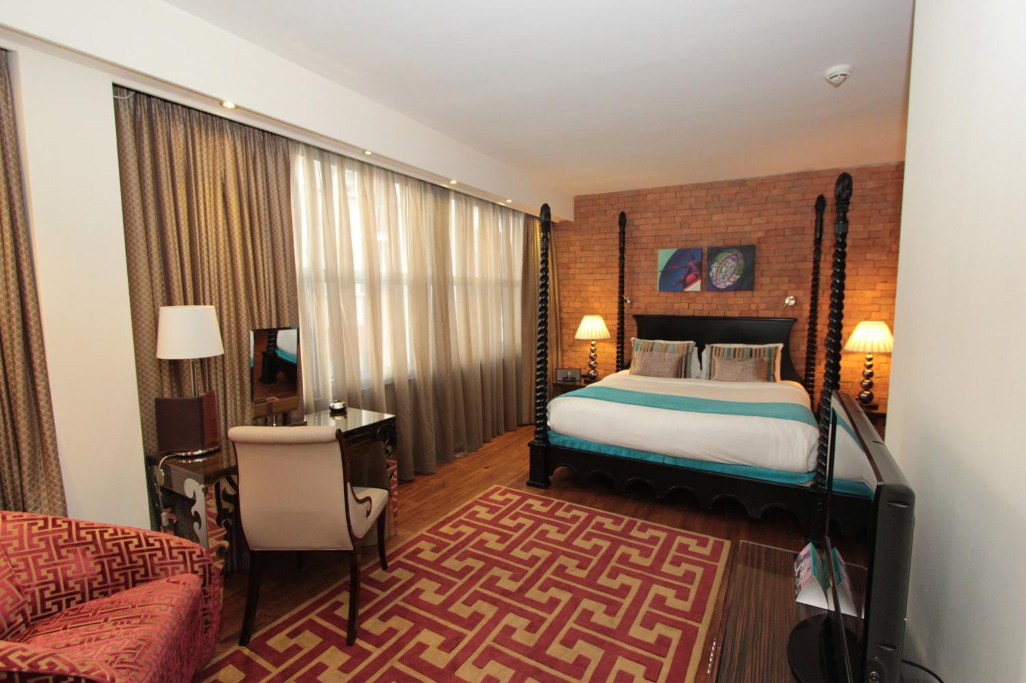 Premium King Room