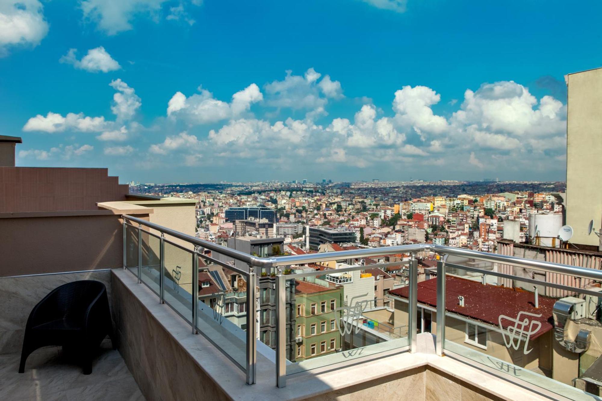 King Suite Balcony