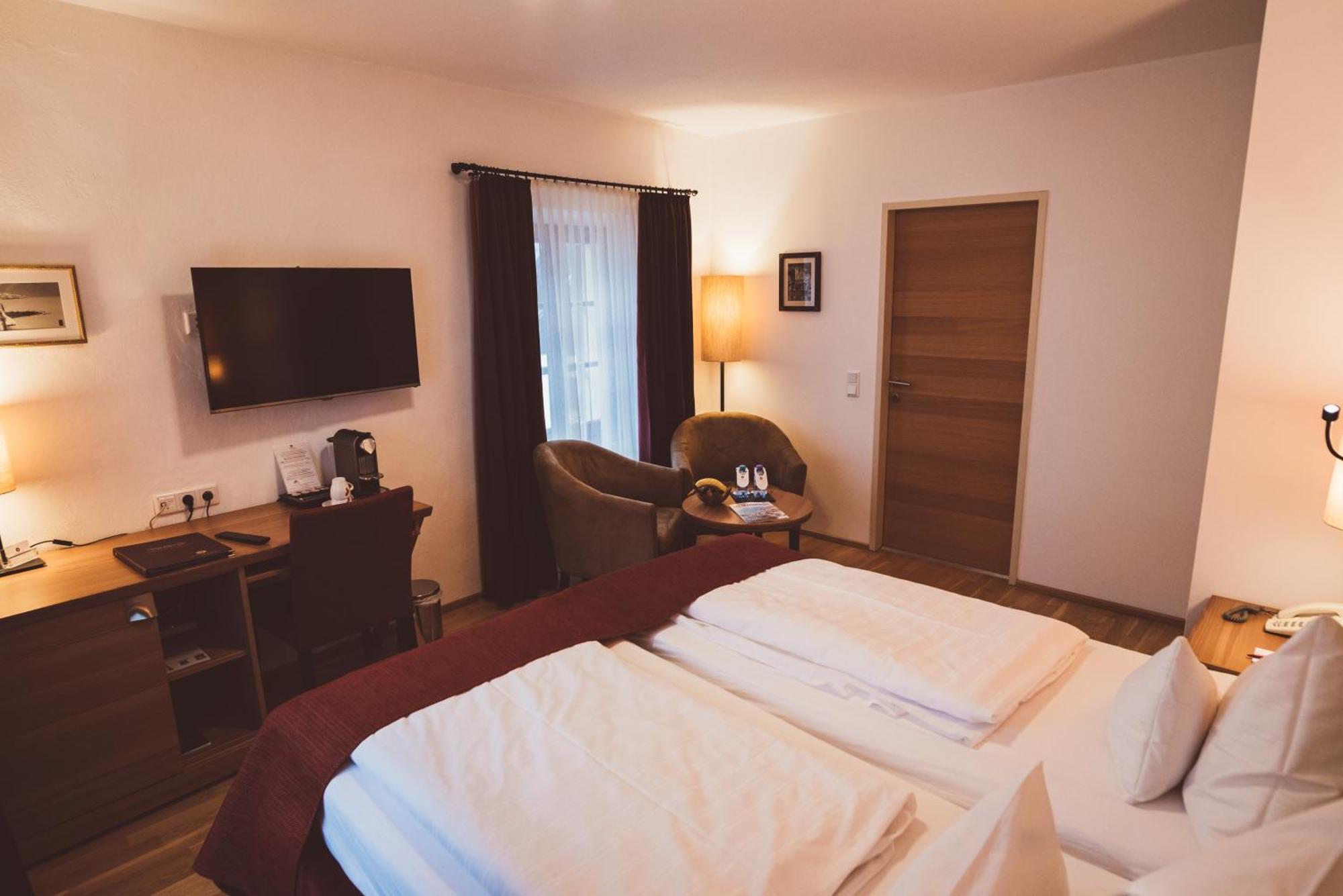 Deluxe Double or Twin Room