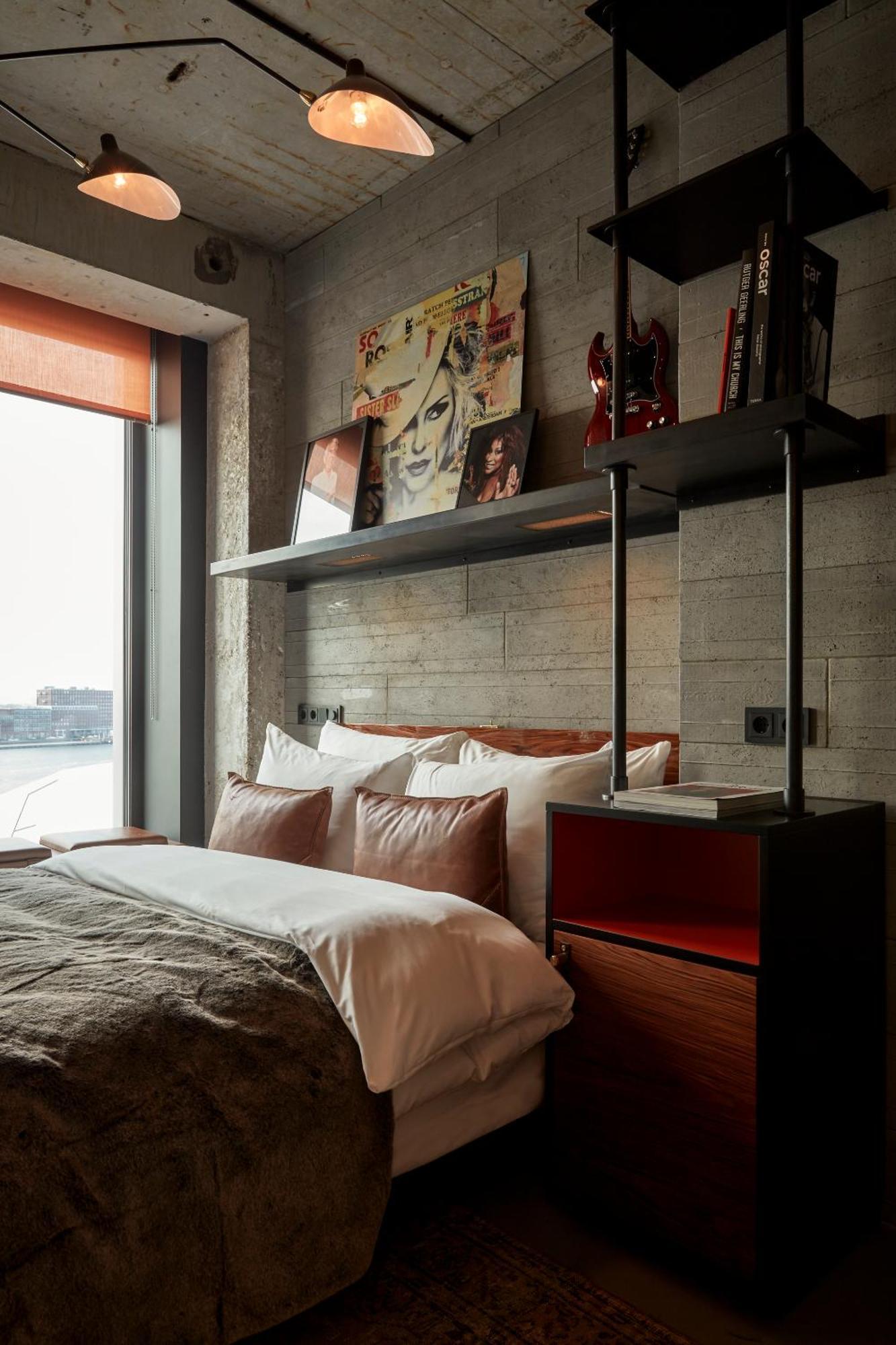 Deluxe Room City View