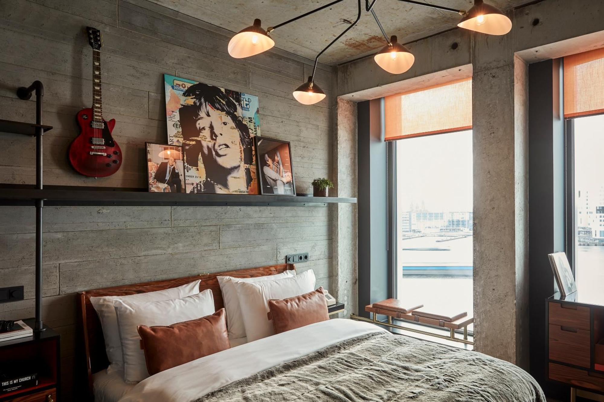 Deluxe Room City View