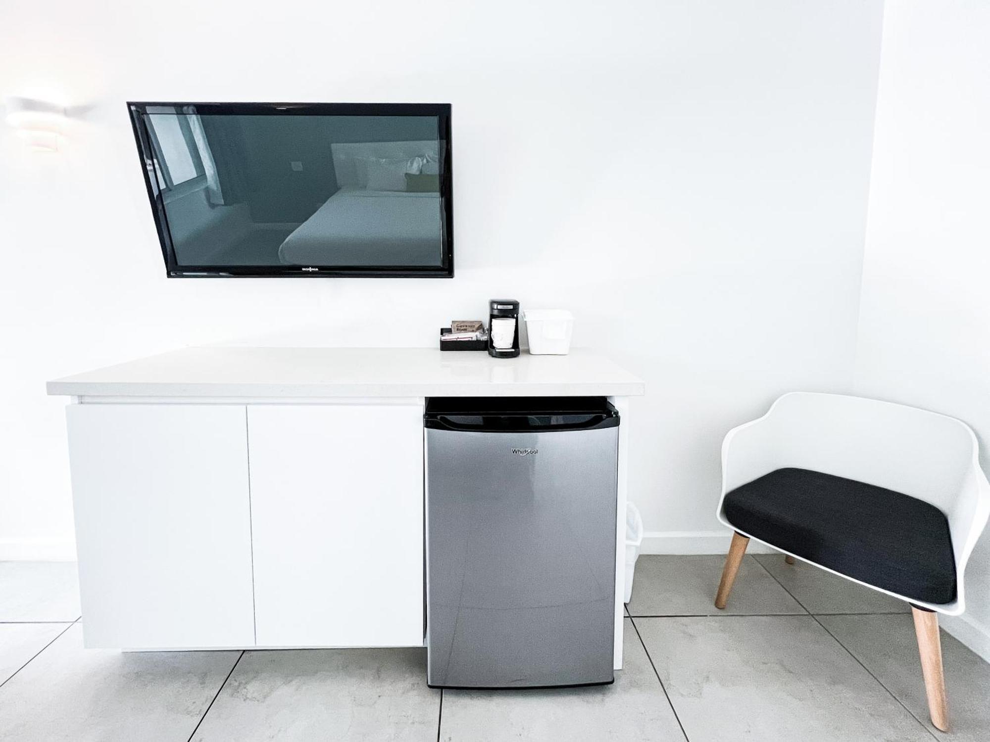 Estudio con cama extragrande
