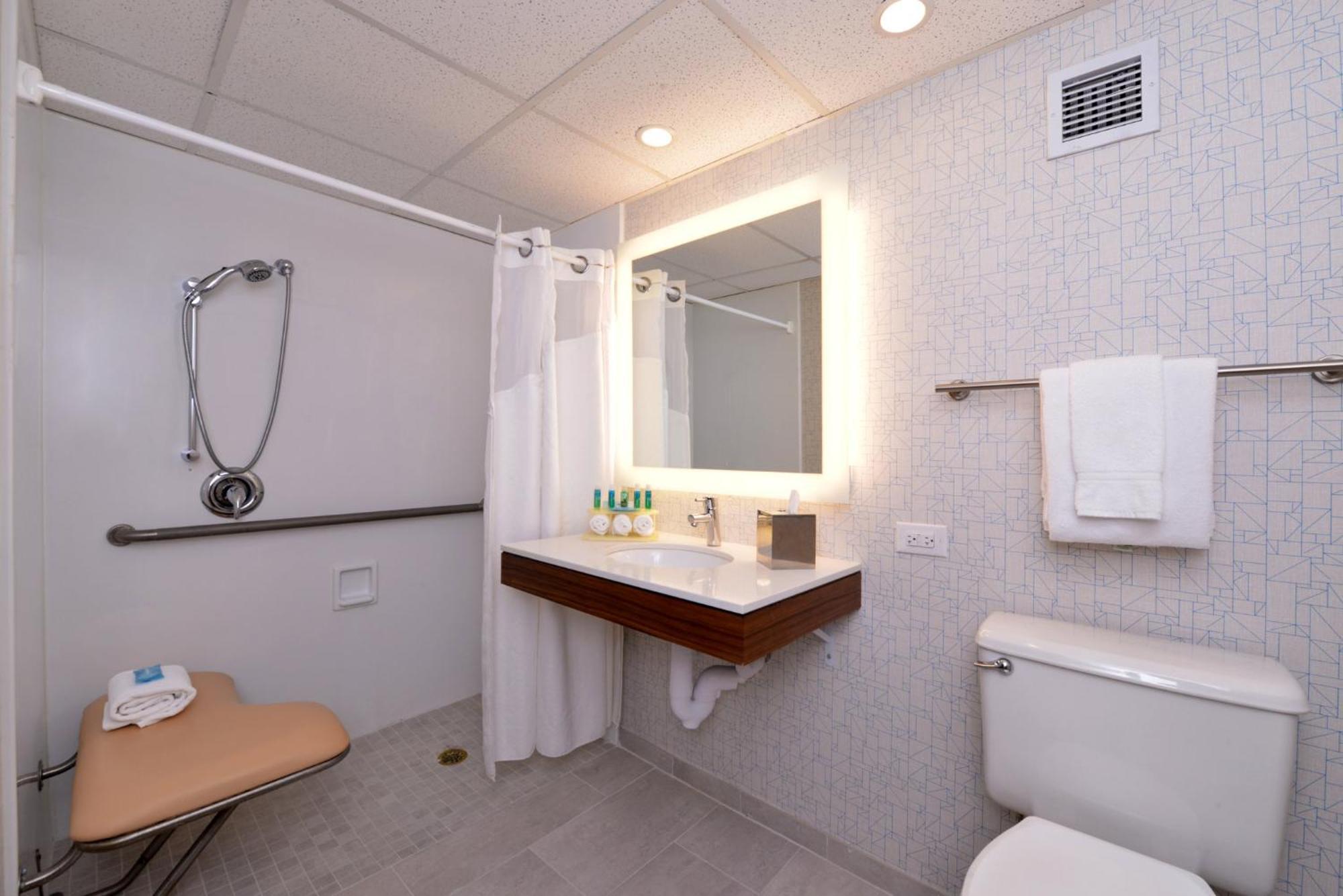 Queen Room Mobility Access Roll Shower or Non-Smoking