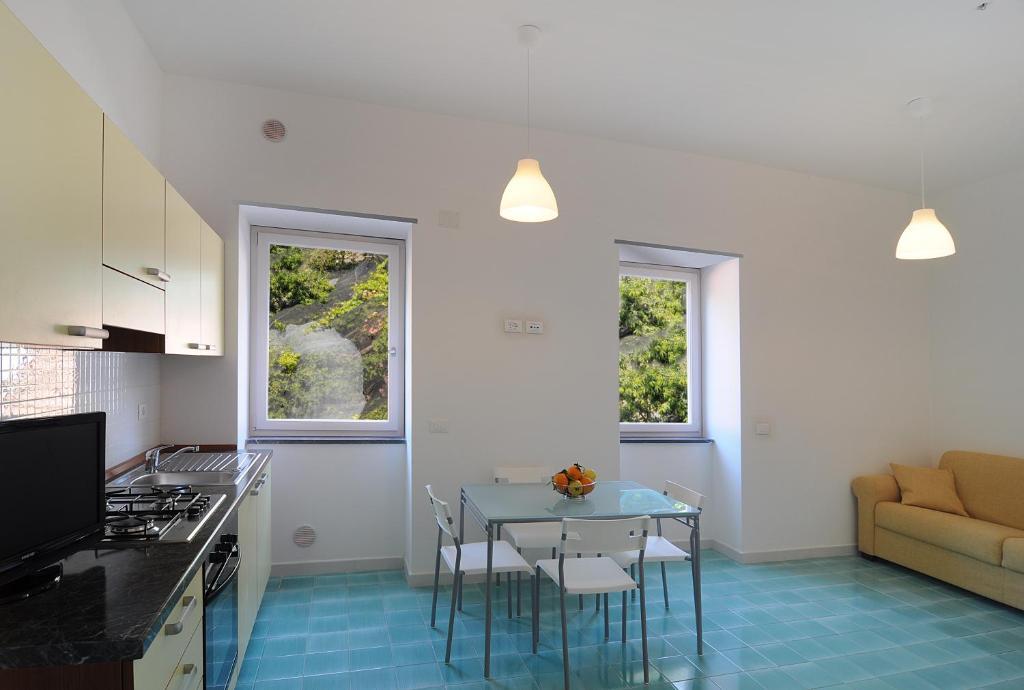 Apartamento de 1 Quarto com Vista da Colina
