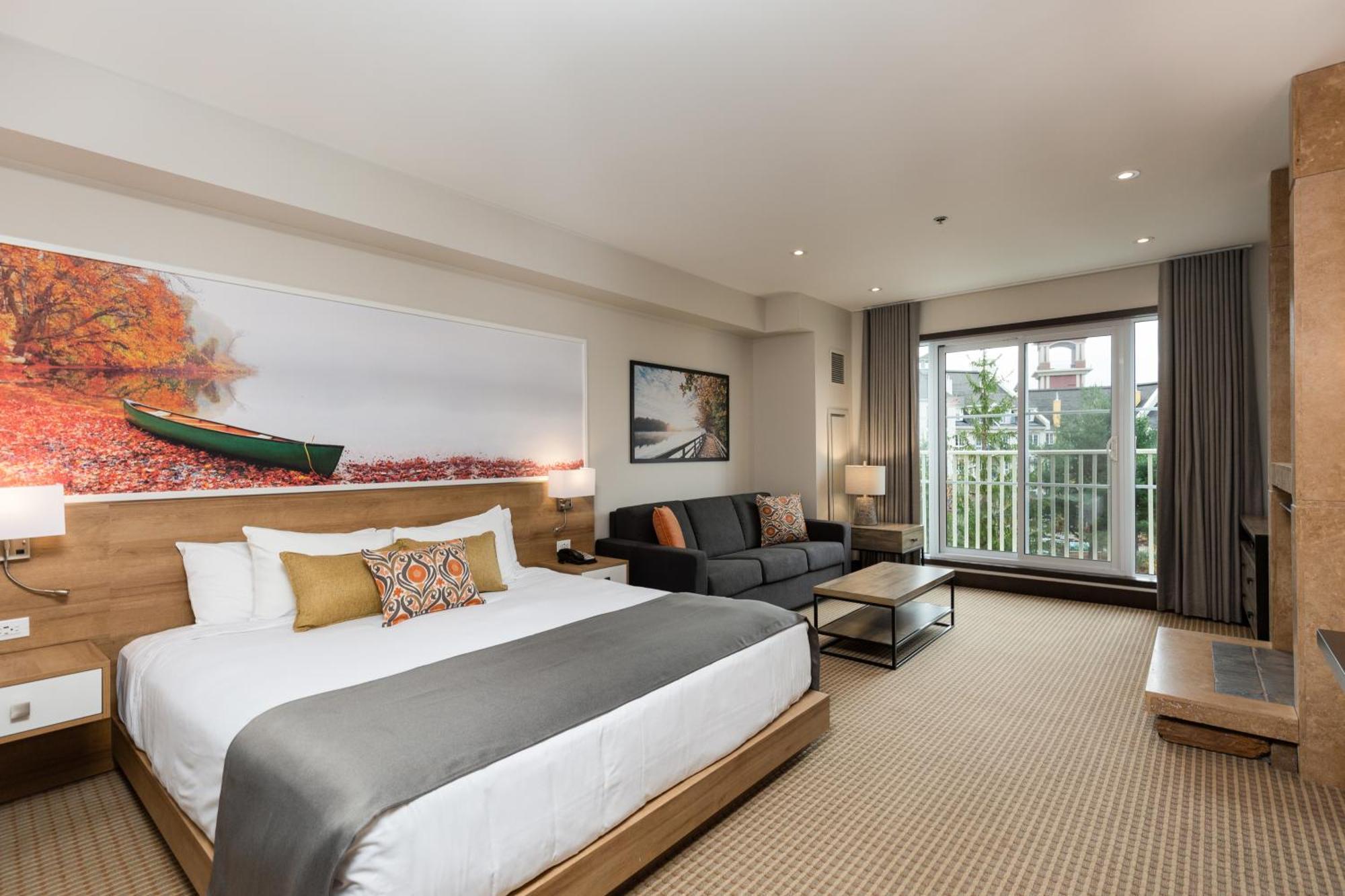 Deluxe King Room