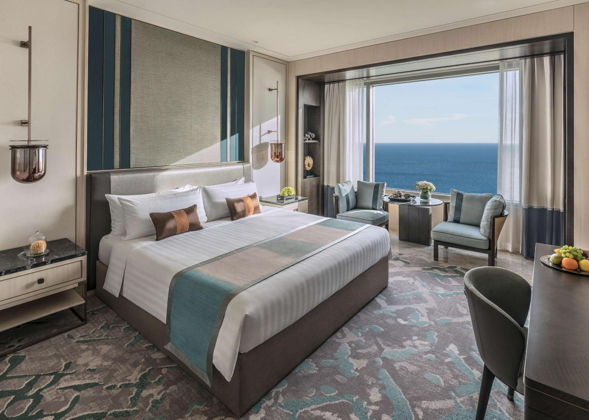 Deluxe Ocean View King,630196854:JPEG